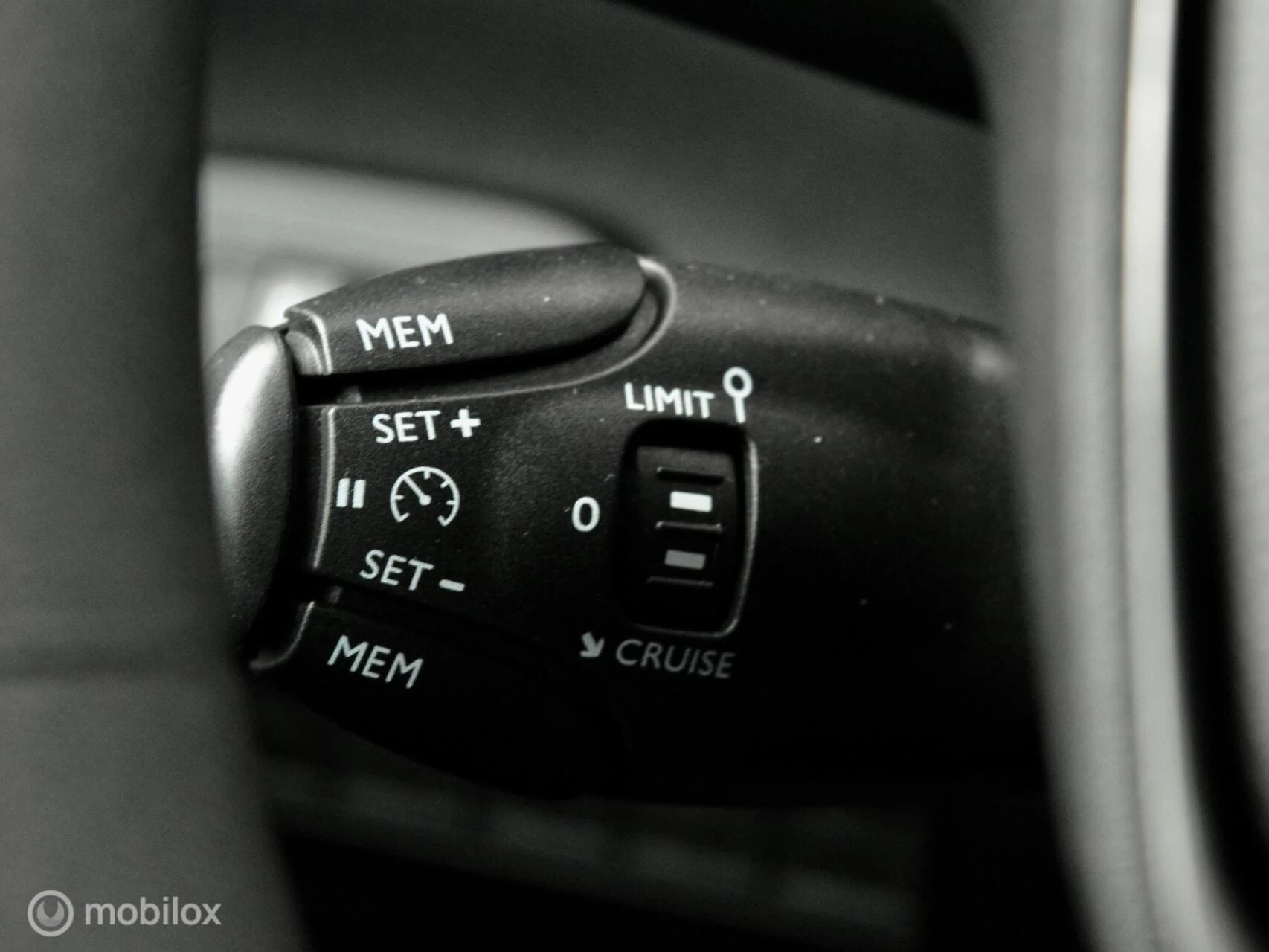 Hoofdafbeelding Peugeot Rifter