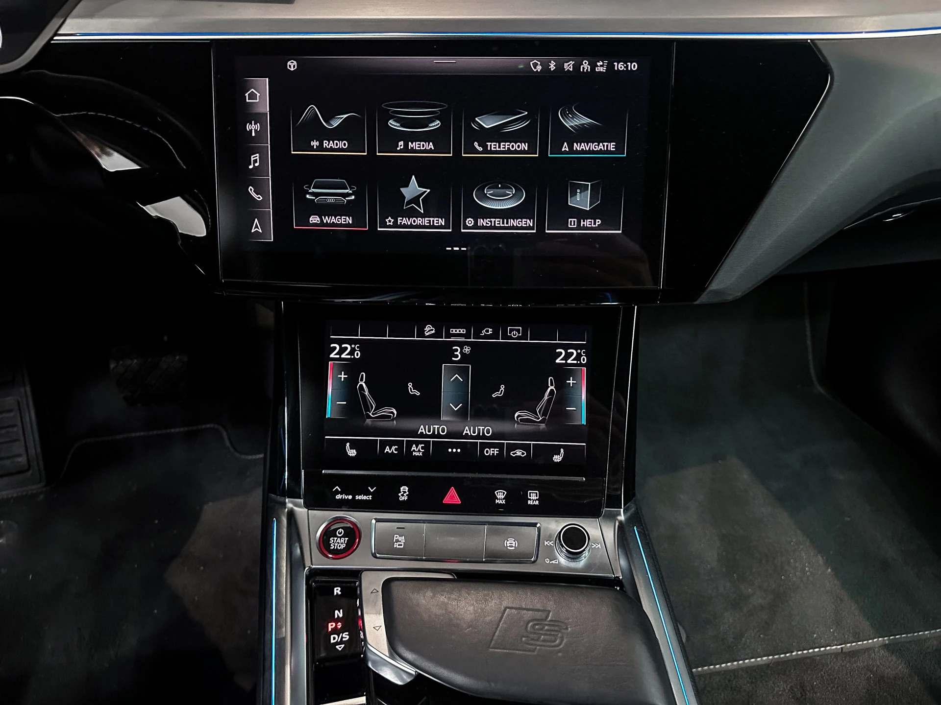 Hoofdafbeelding Audi e-tron