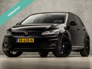 Volkswagen Golf 1.0 TSI Sportline (APPLE CARPLAY, BLACK EDITION, CLIMATE, LED KOPLAMPEN, STOELVERWARMING, DYNAMISCHE KNIPPERLICHTEN, CAMERA, SPORTSTOELEN, ADAPTIVE CRUISE, GETINT GLAS, NIEUWSTAAT)
