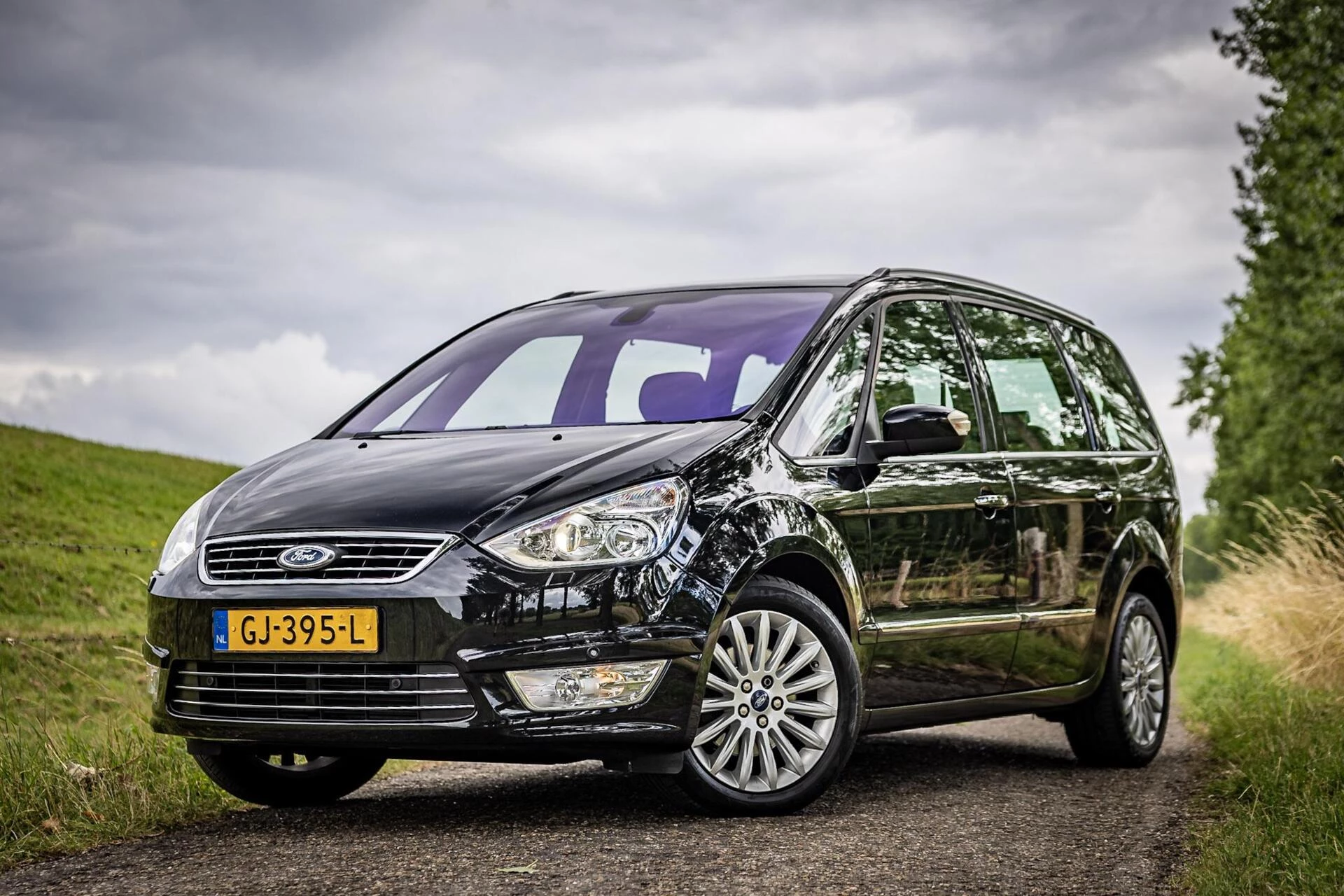 Hoofdafbeelding Ford Galaxy
