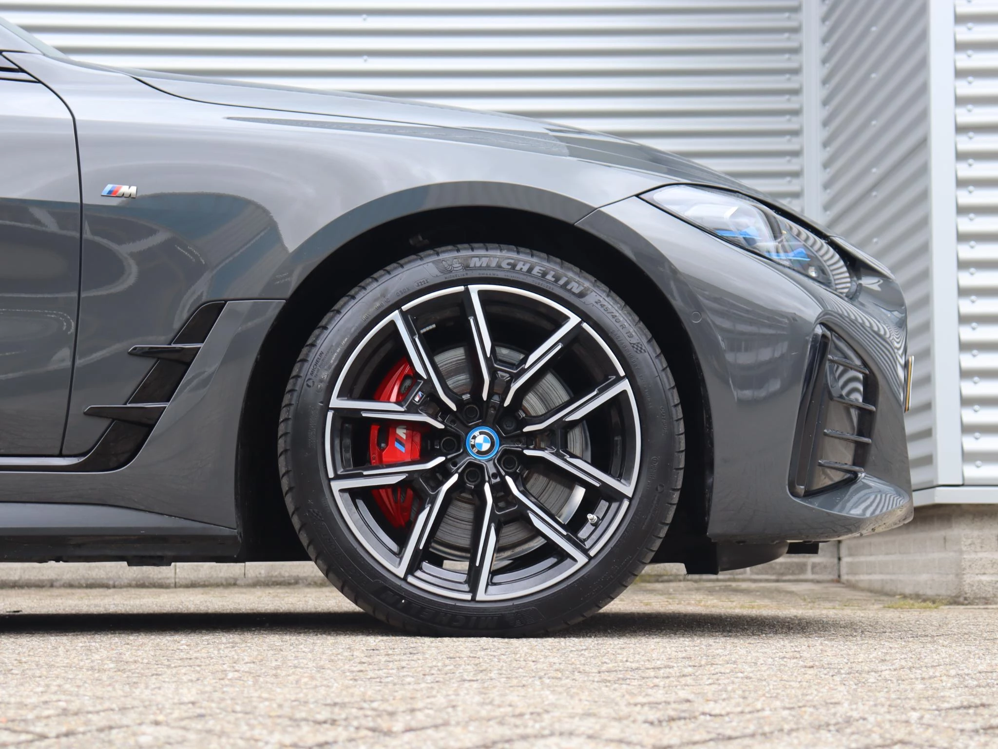 Hoofdafbeelding BMW i4
