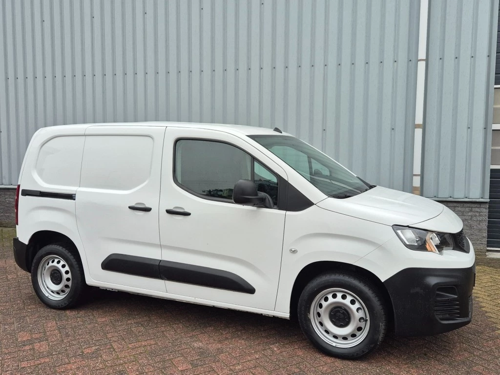 Hoofdafbeelding Peugeot Partner