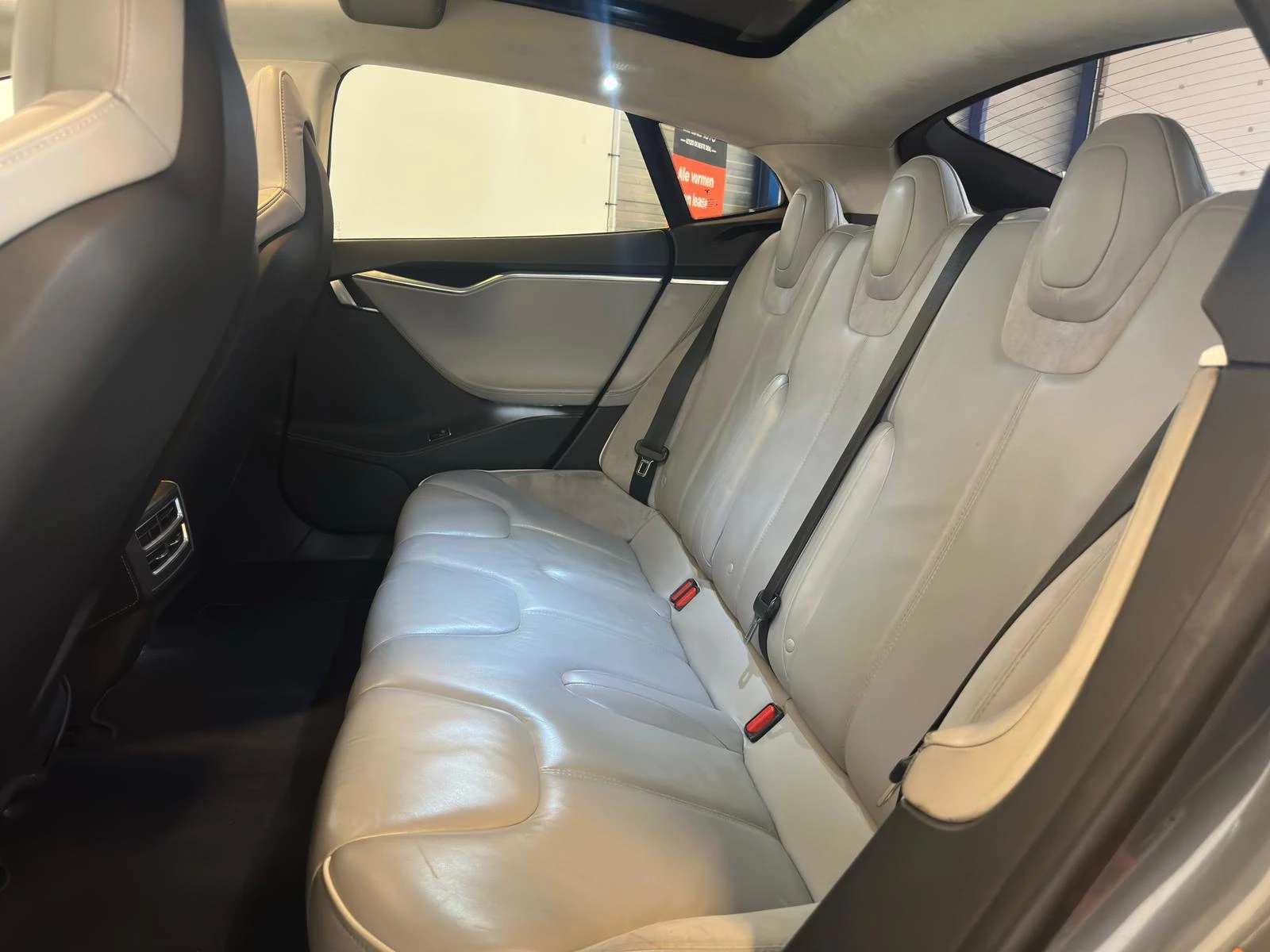 Hoofdafbeelding Tesla Model S