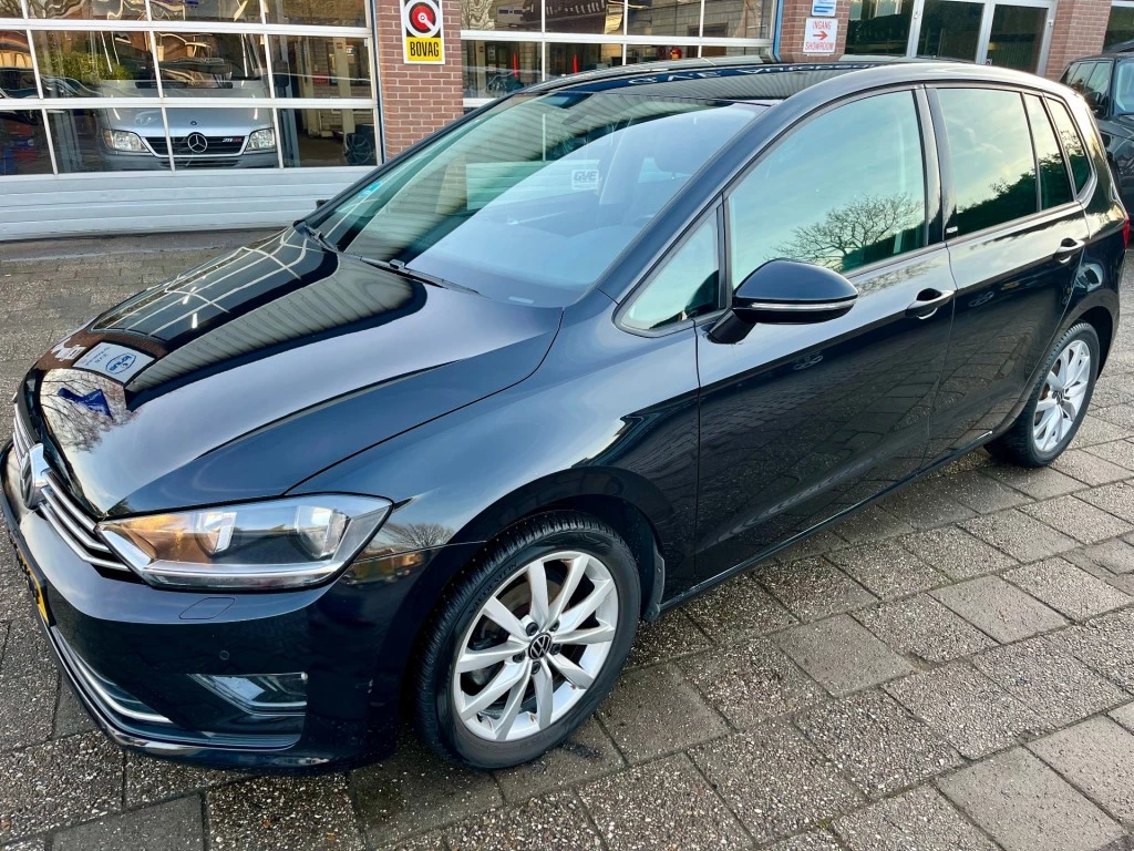 Hoofdafbeelding Volkswagen Golf Sportsvan