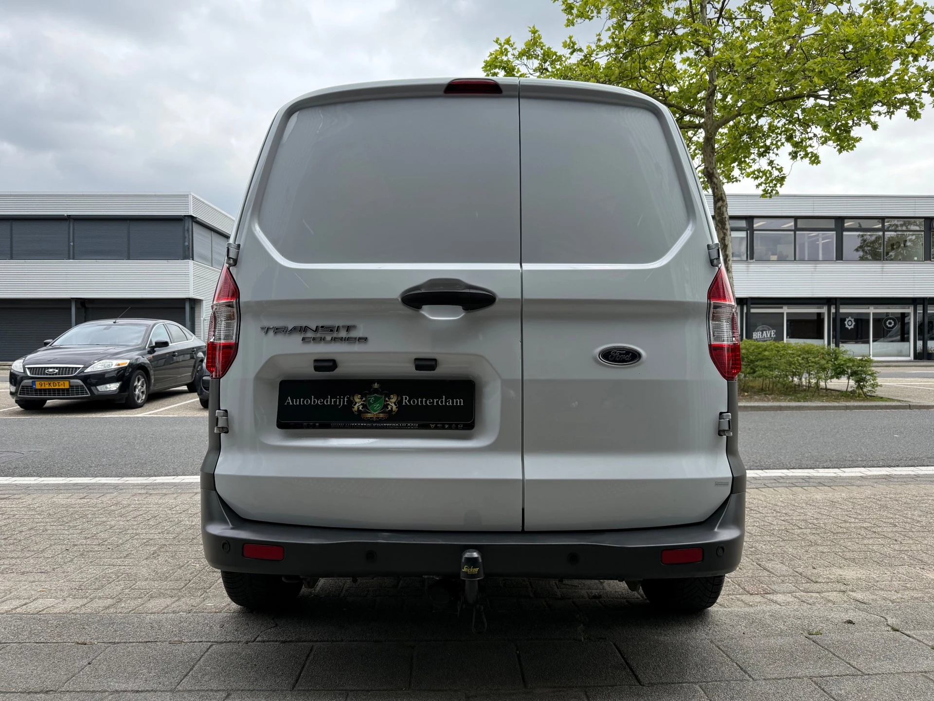 Hoofdafbeelding Ford Transit Courier
