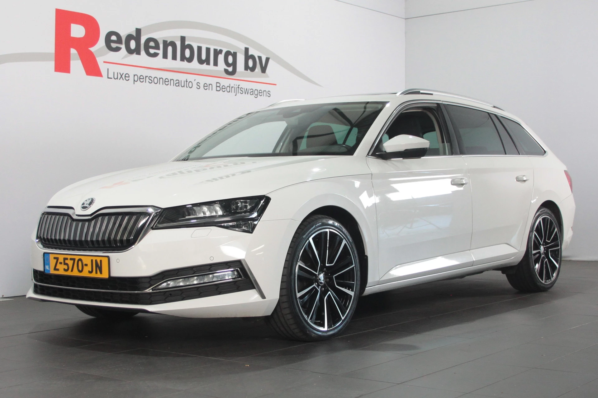 Hoofdafbeelding Škoda Superb