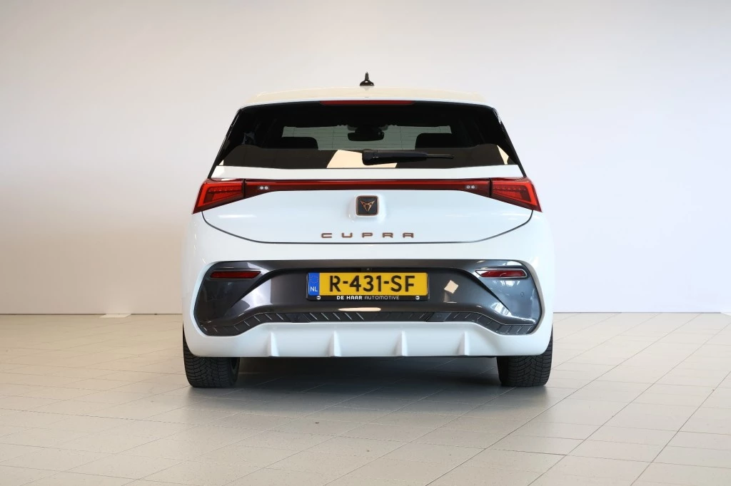 Hoofdafbeelding CUPRA Born