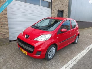 Peugeot 107 1.0-12V XS  5 deurs   elektrisch pakket    APK   5-2027