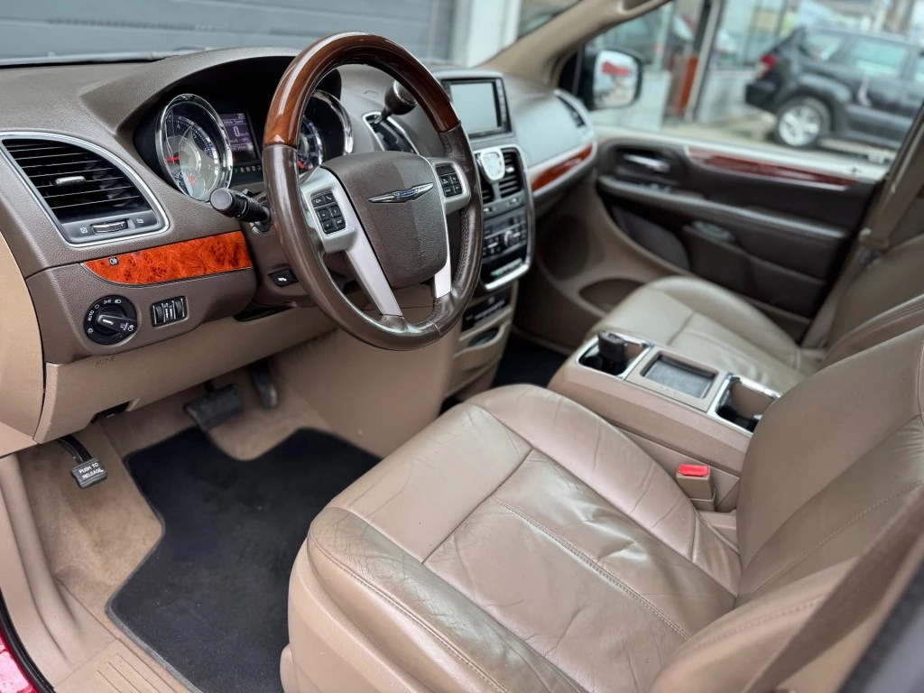 Hoofdafbeelding Chrysler Town Country