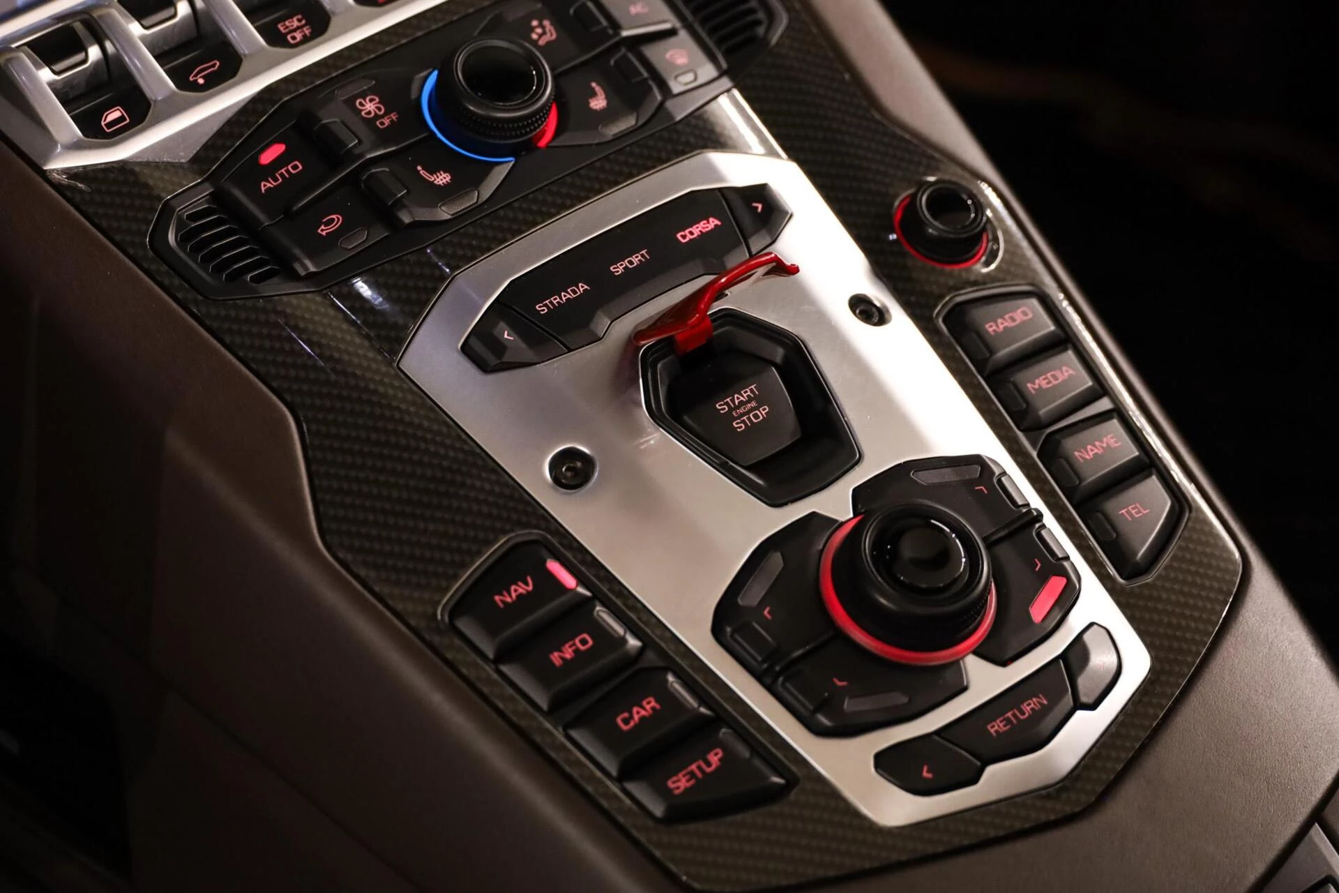 Hoofdafbeelding Lamborghini Aventador