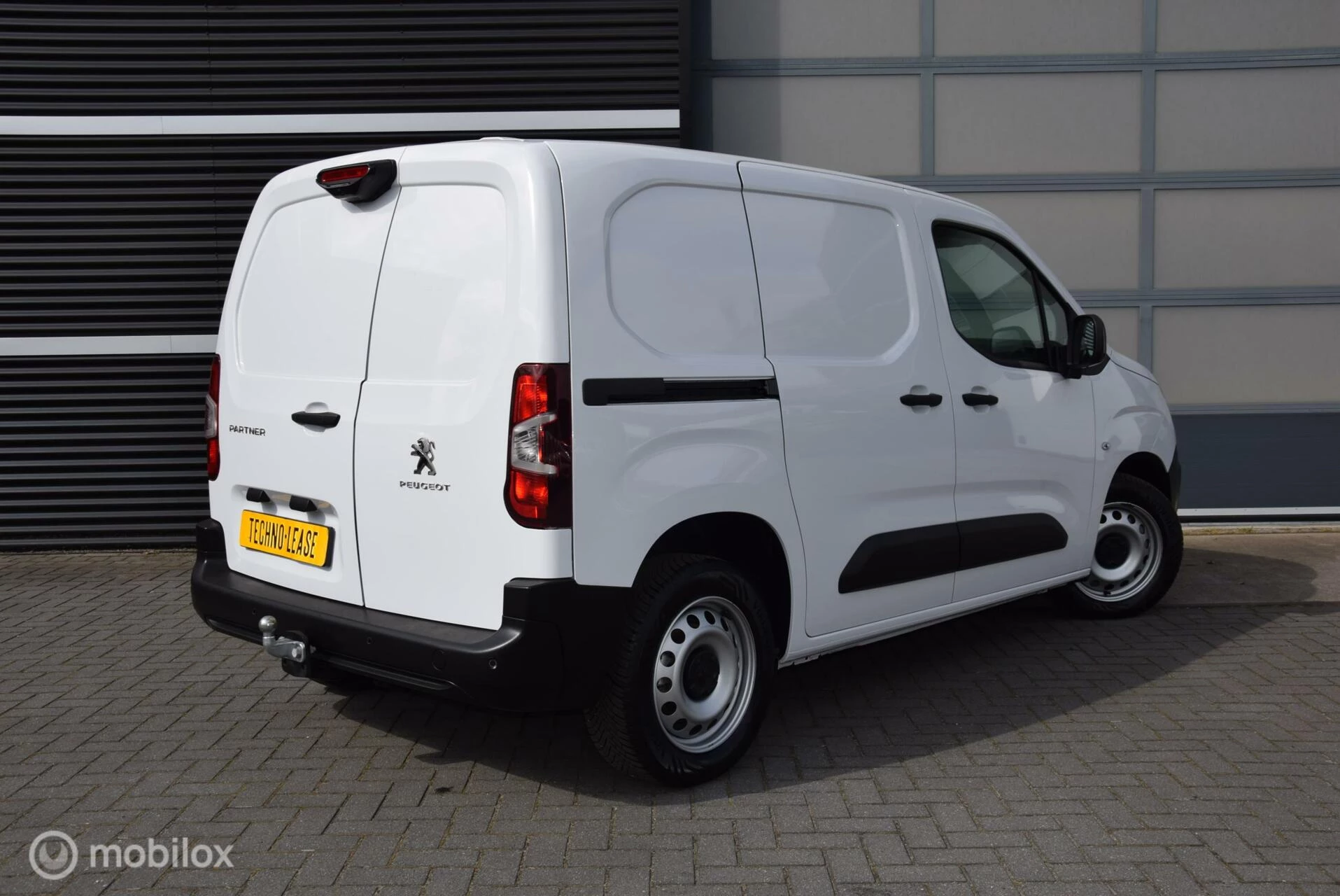 Hoofdafbeelding Peugeot Partner
