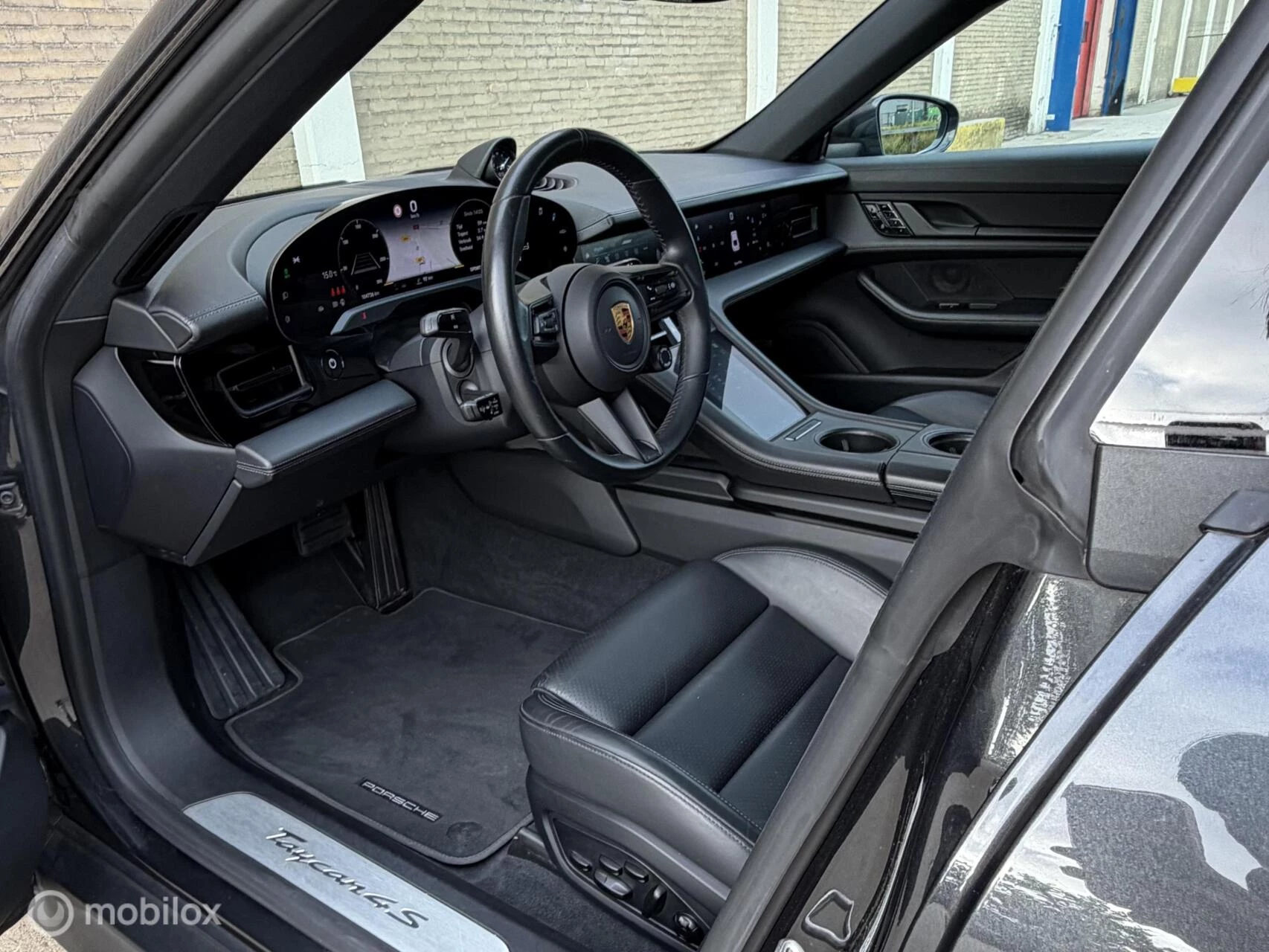 Hoofdafbeelding Porsche Taycan