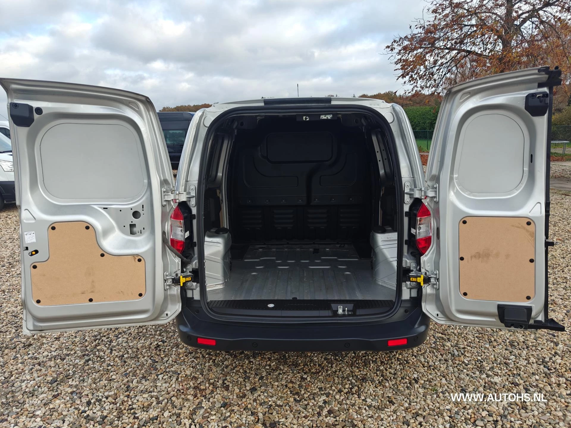 Hoofdafbeelding Ford Transit Courier