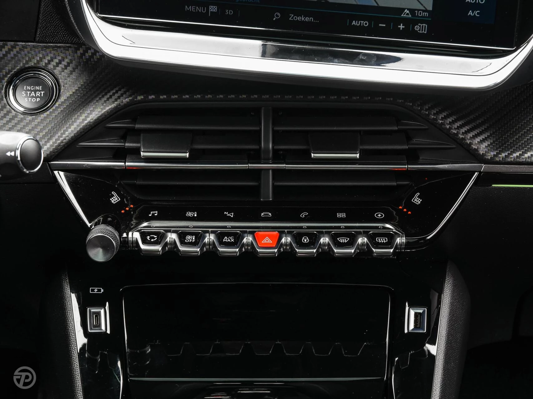 Hoofdafbeelding Peugeot e-2008