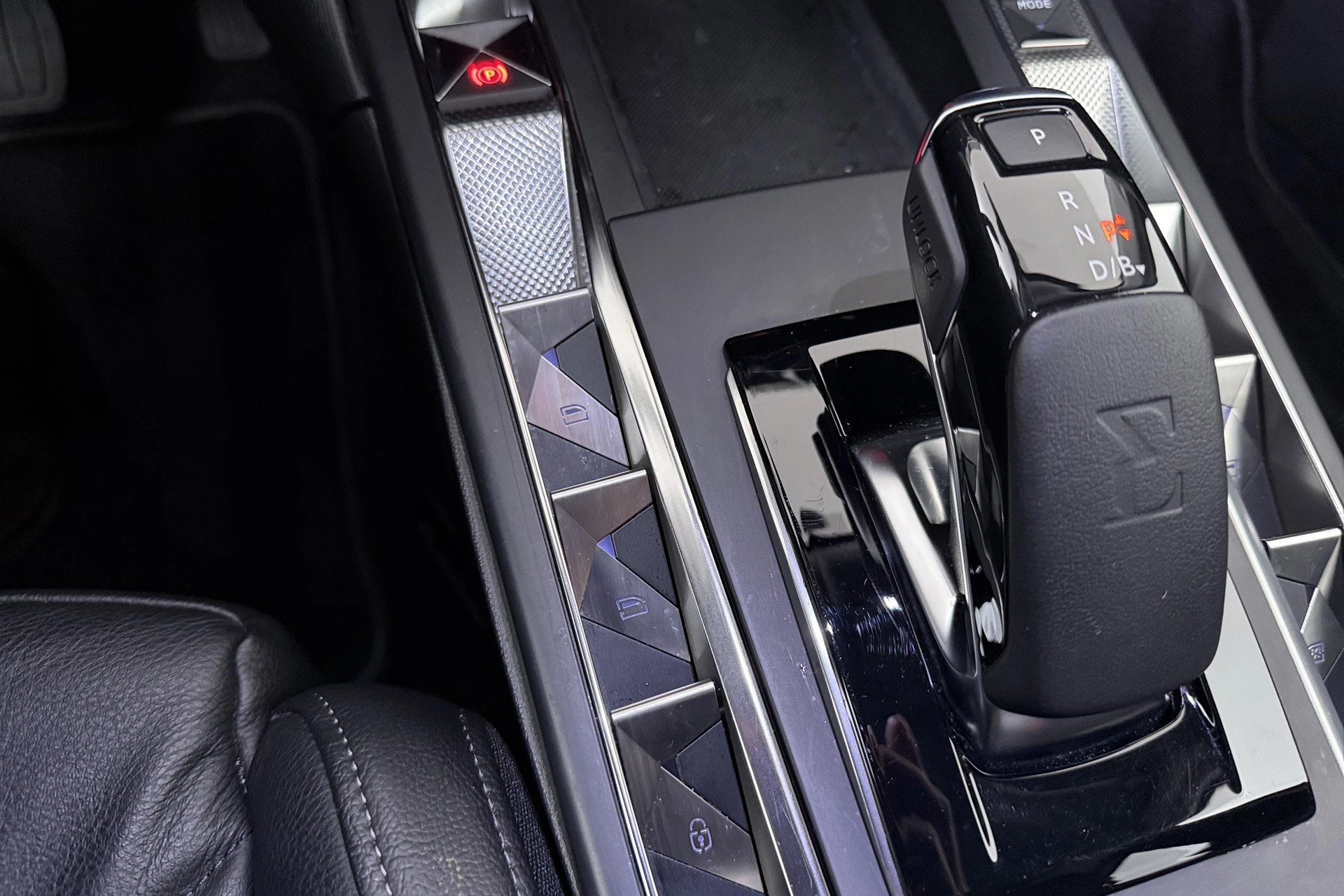 Hoofdafbeelding DS DS 3