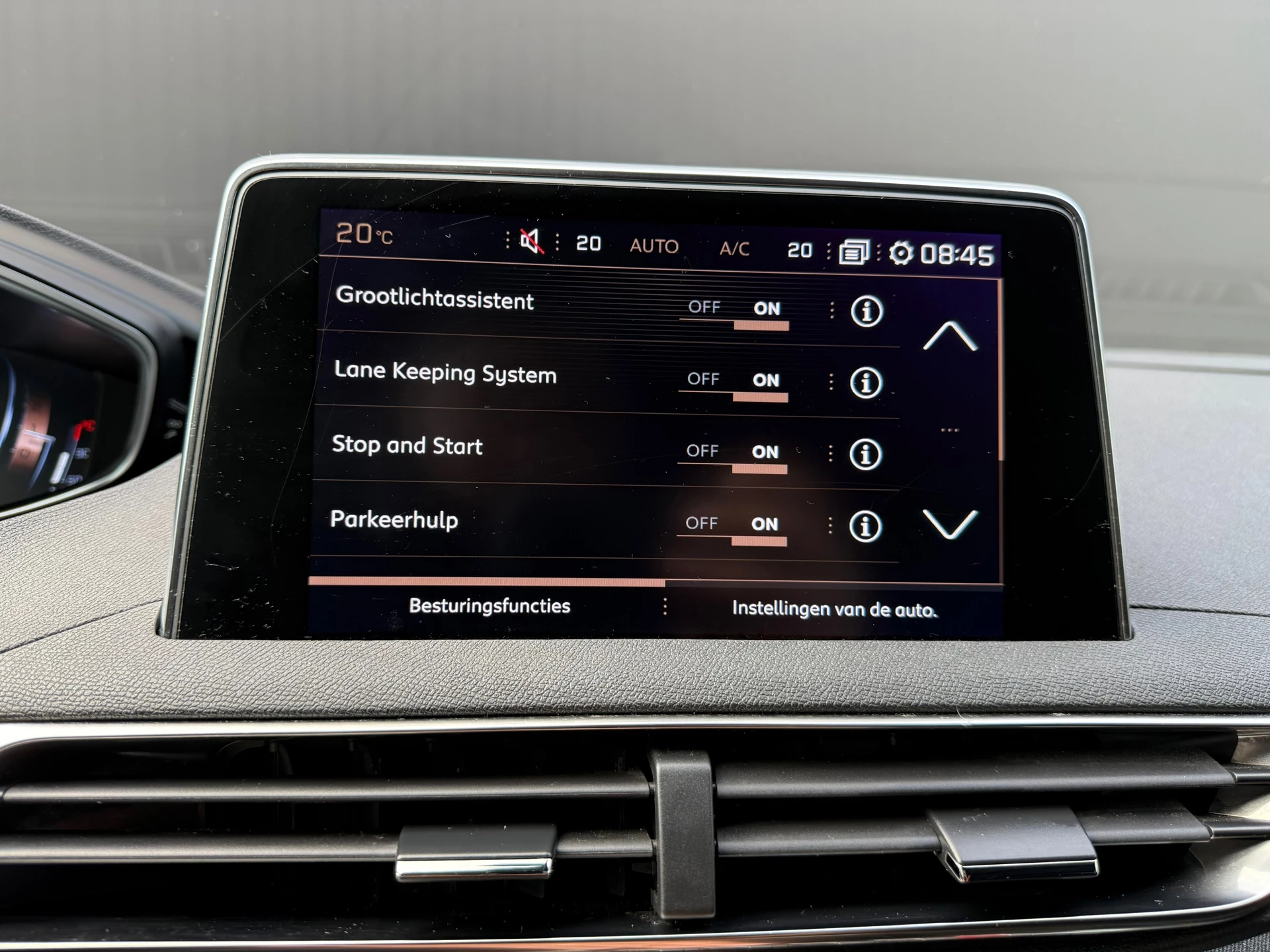 Hoofdafbeelding Peugeot 5008