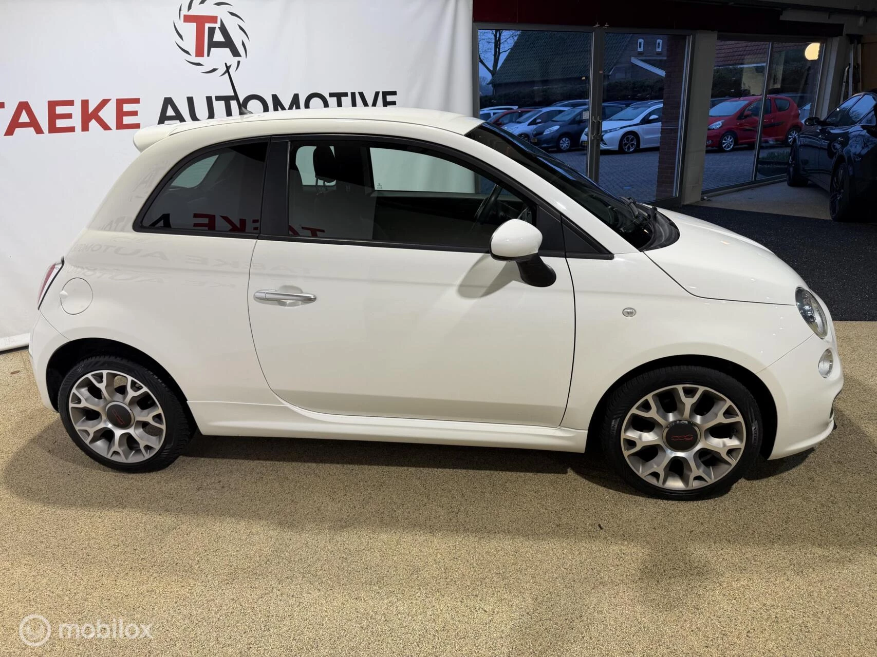 Hoofdafbeelding Fiat 500