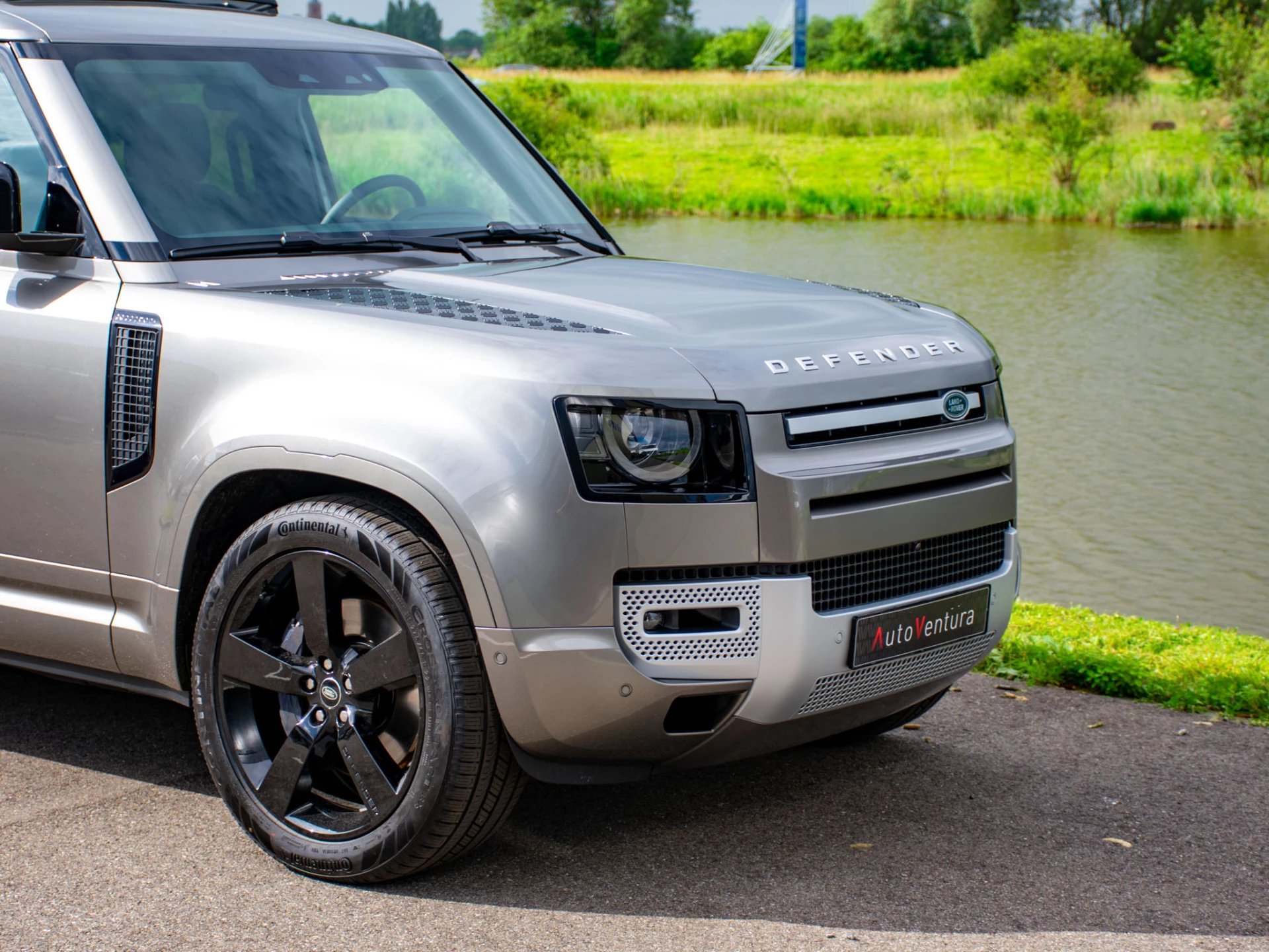 Hoofdafbeelding Land Rover Defender