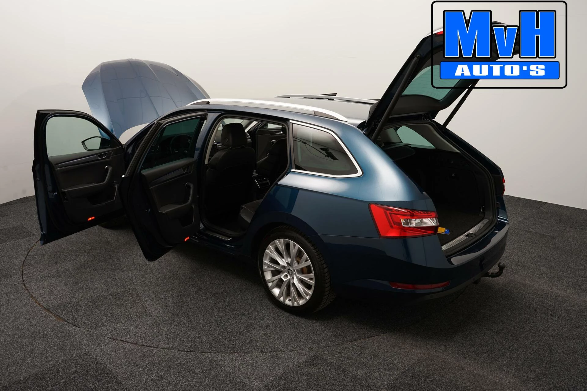 Hoofdafbeelding Škoda Superb