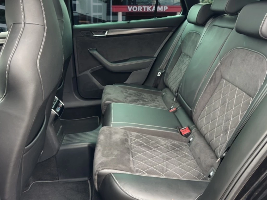 Hoofdafbeelding Škoda Superb