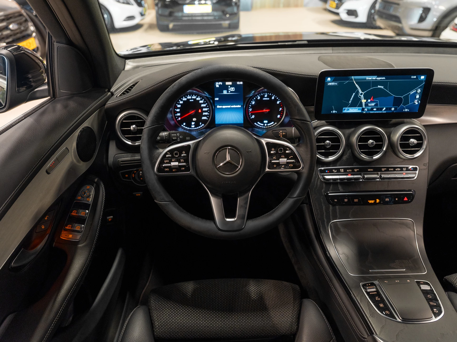 Hoofdafbeelding Mercedes-Benz GLC