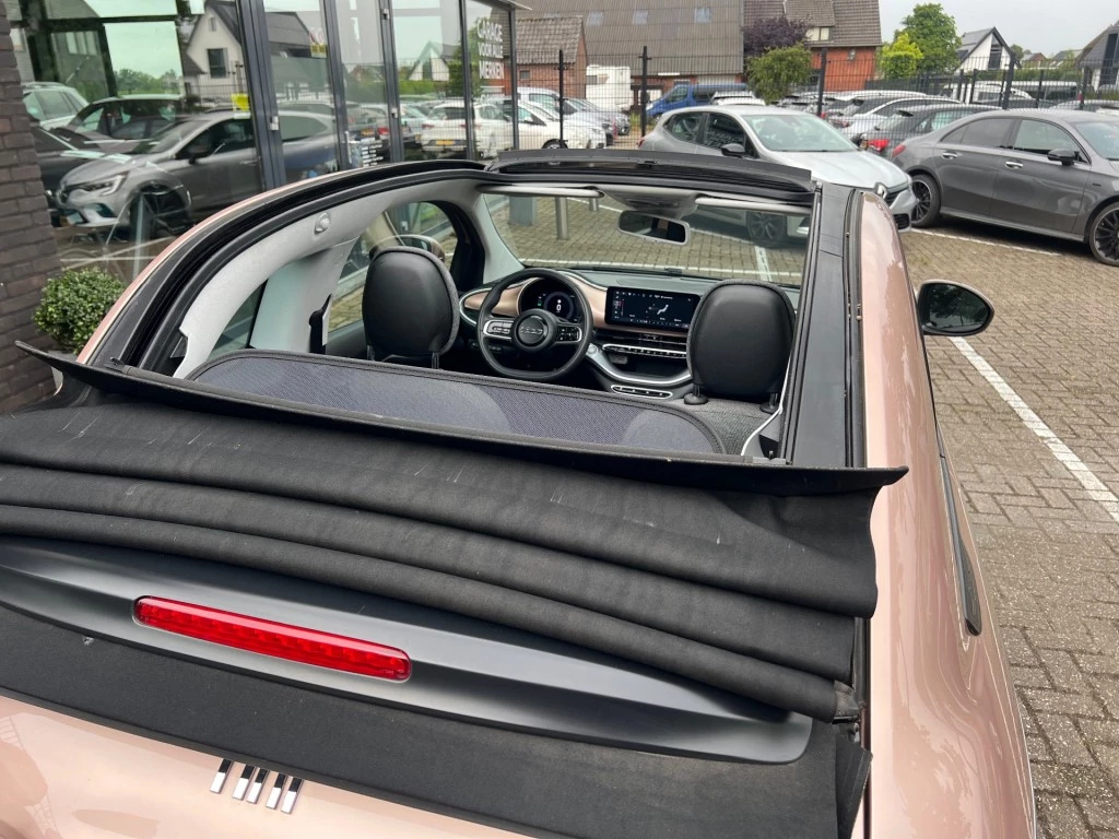 Hoofdafbeelding Fiat 500C