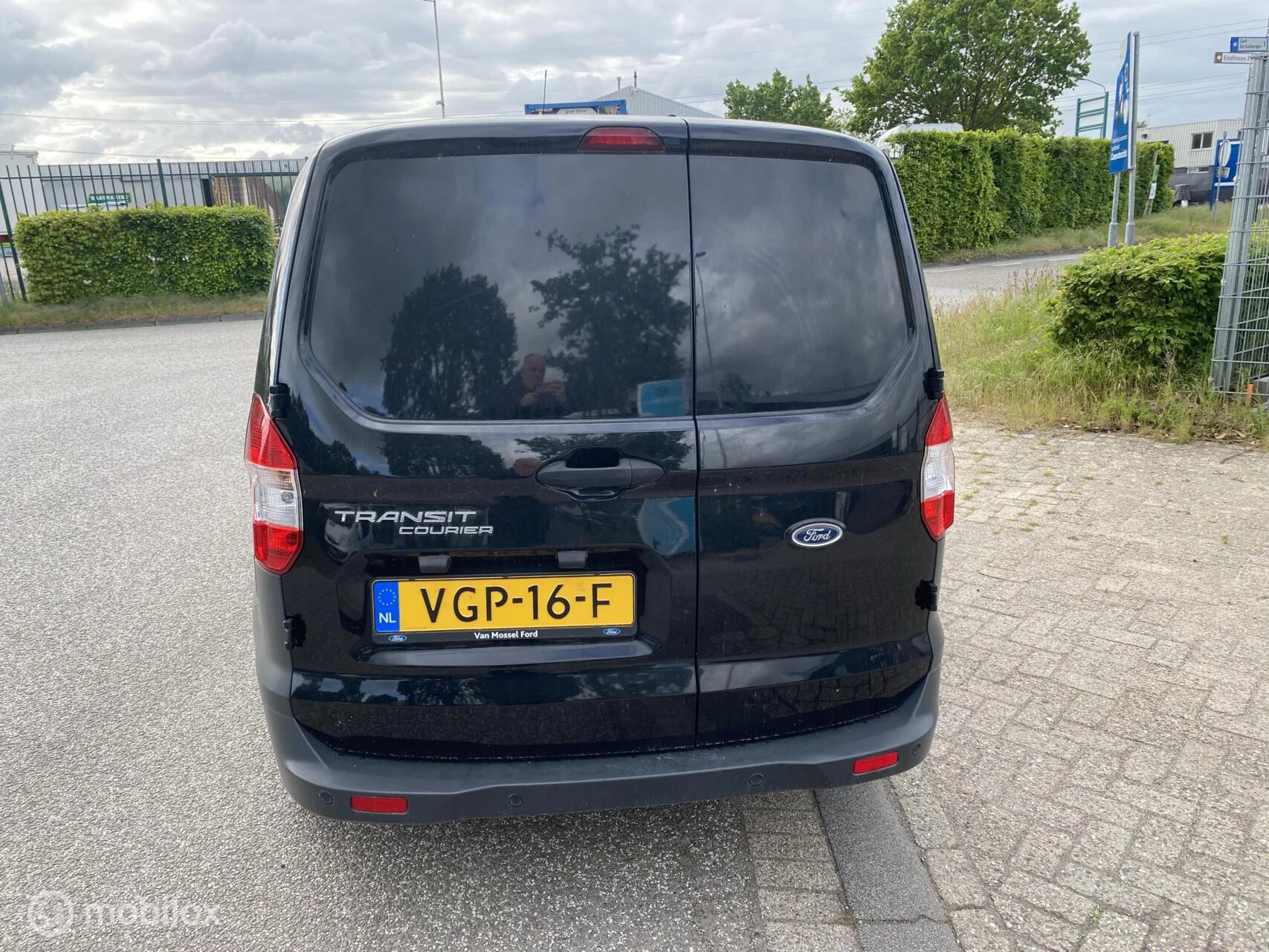 Hoofdafbeelding Ford Transit Courier