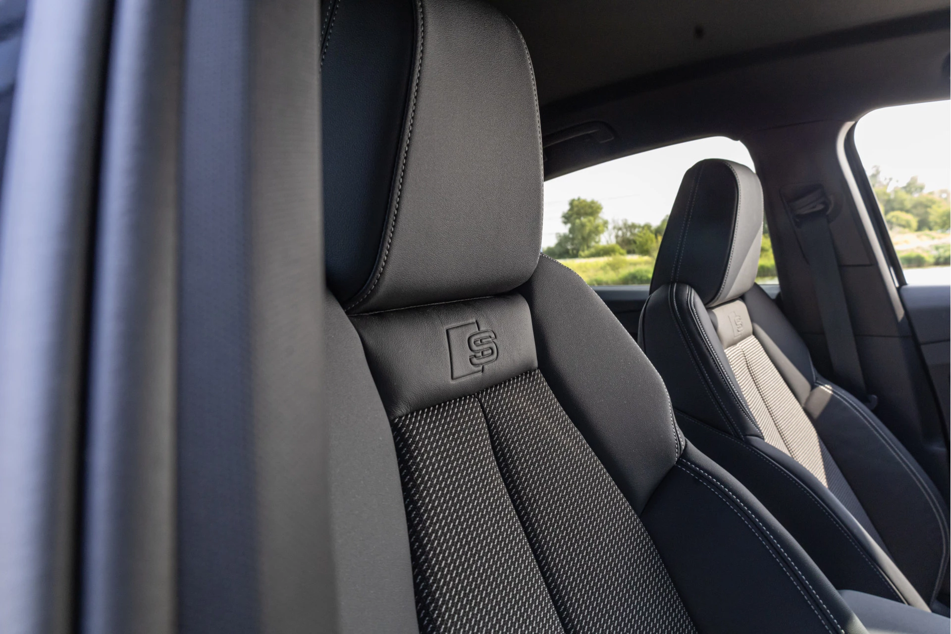 Hoofdafbeelding Audi Q4 e-tron