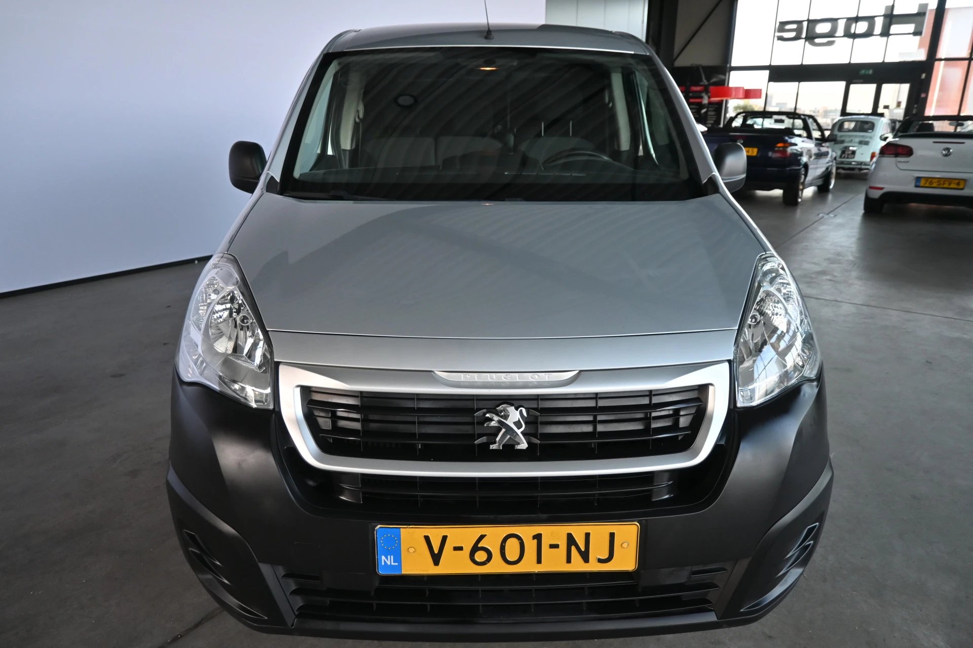 Hoofdafbeelding Peugeot Partner