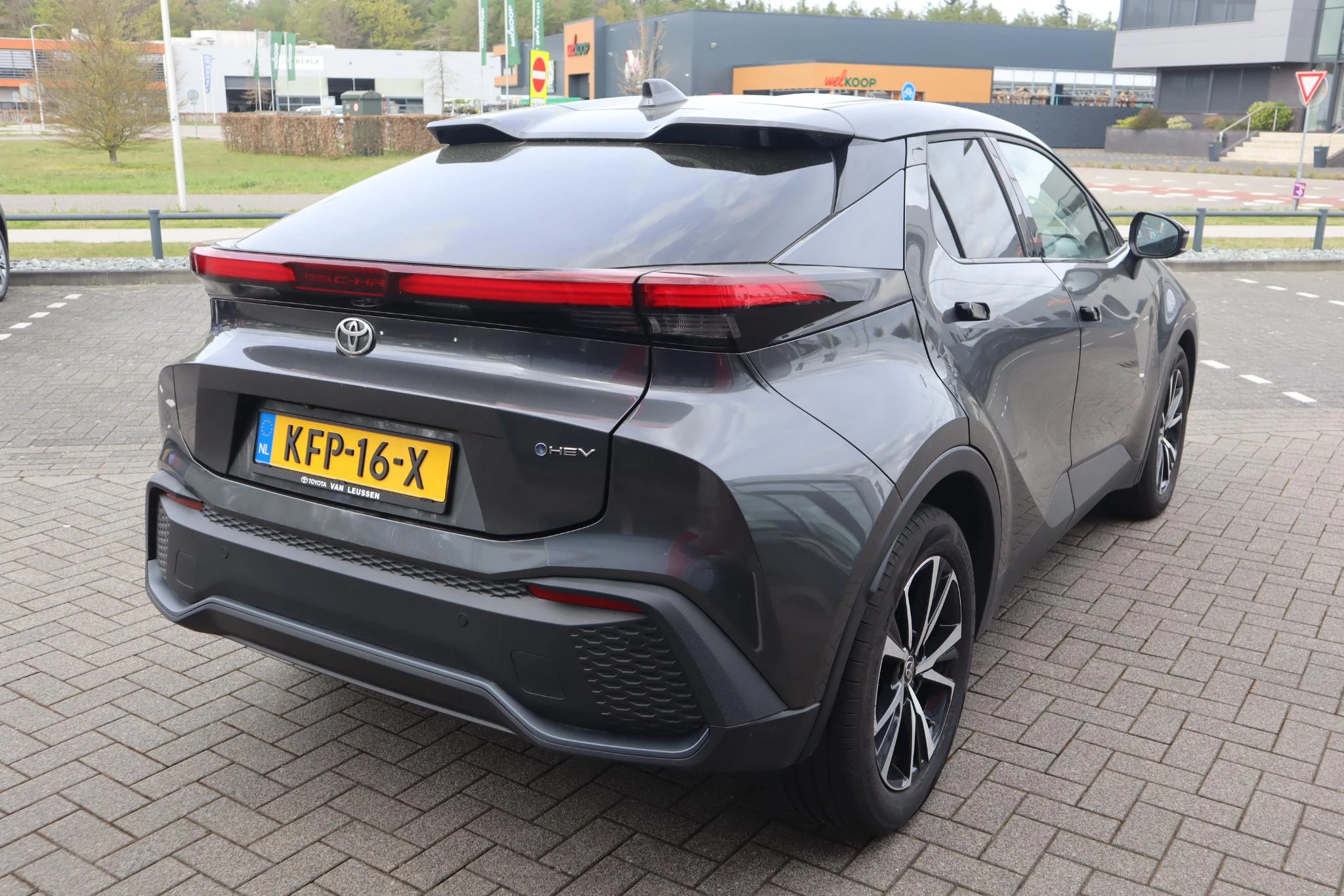 Hoofdafbeelding Toyota C-HR