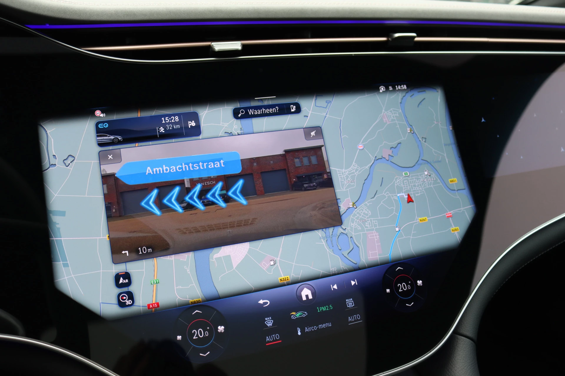 Hoofdafbeelding Mercedes-Benz EQS