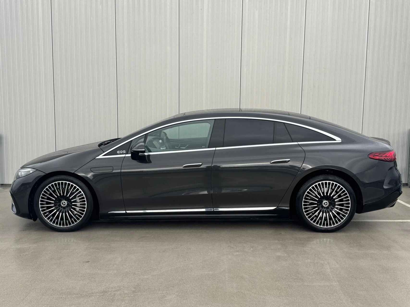 Hoofdafbeelding Mercedes-Benz EQS