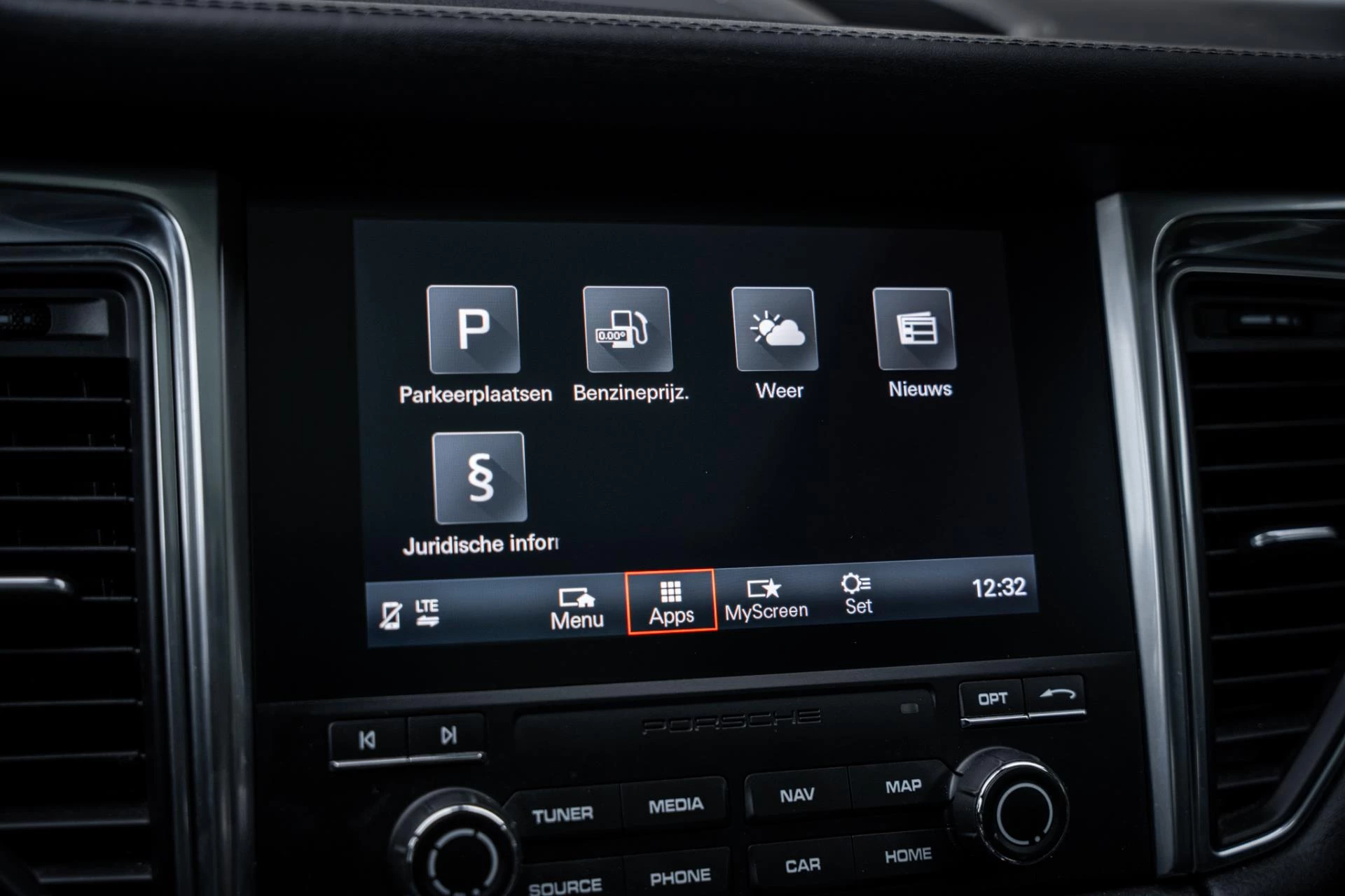 Hoofdafbeelding Porsche Macan