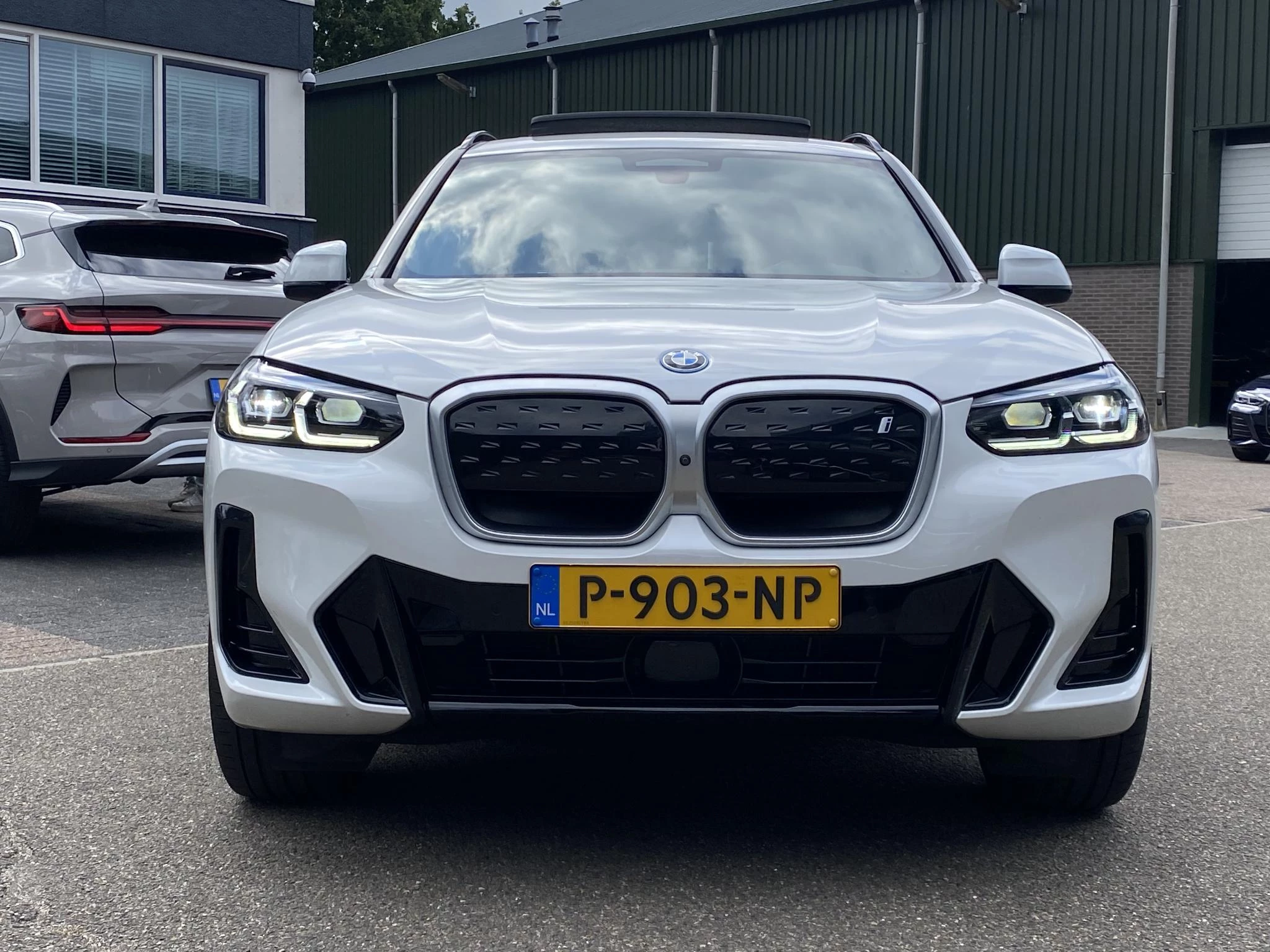 Hoofdafbeelding BMW iX3