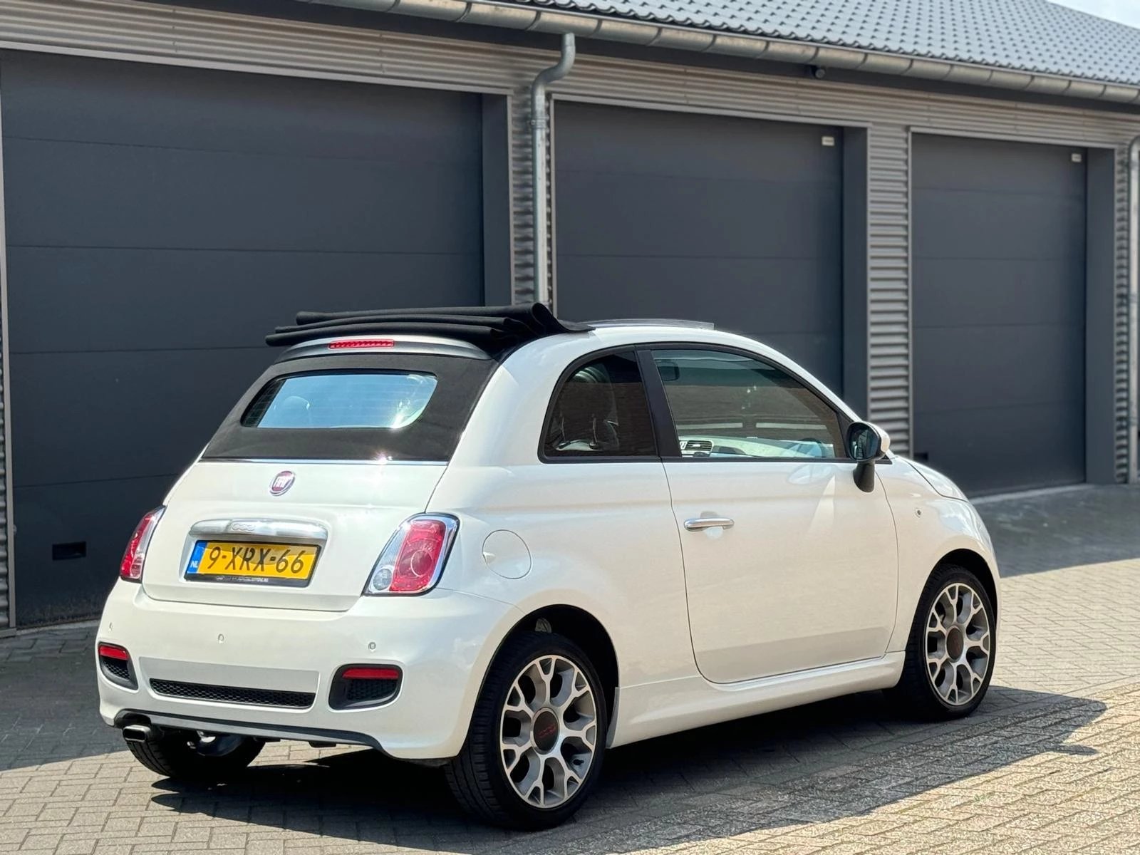 Hoofdafbeelding Fiat 500C