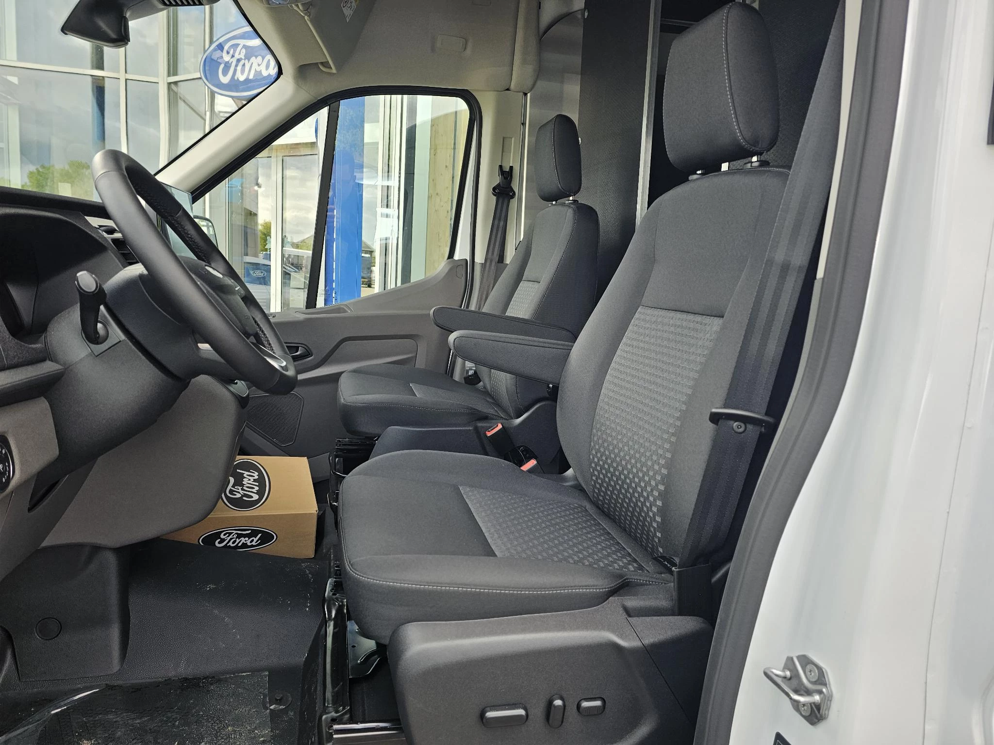 Hoofdafbeelding Ford E-Transit