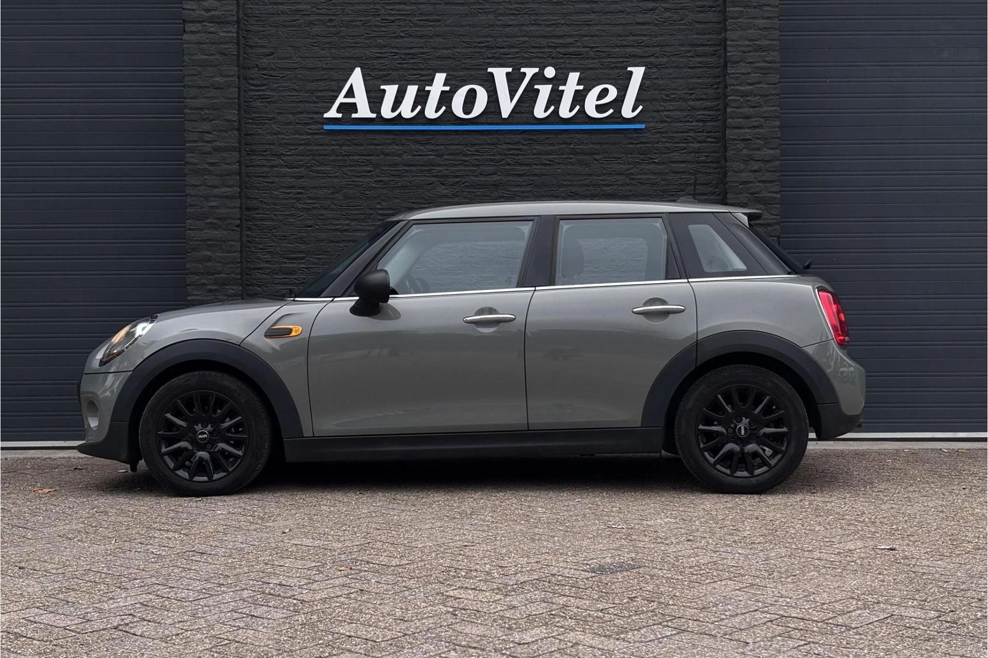 Hoofdafbeelding MINI One