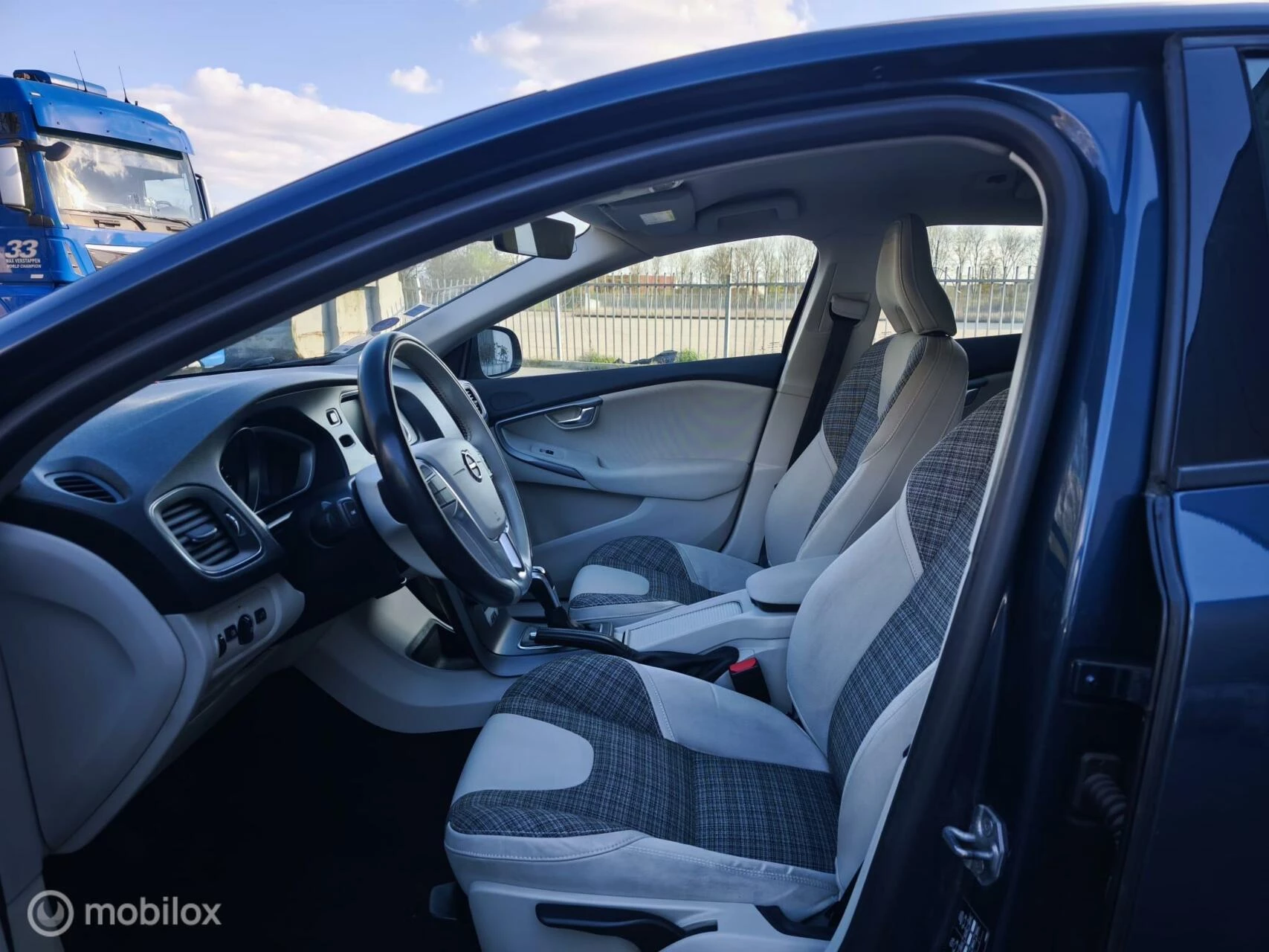 Hoofdafbeelding Volvo V40