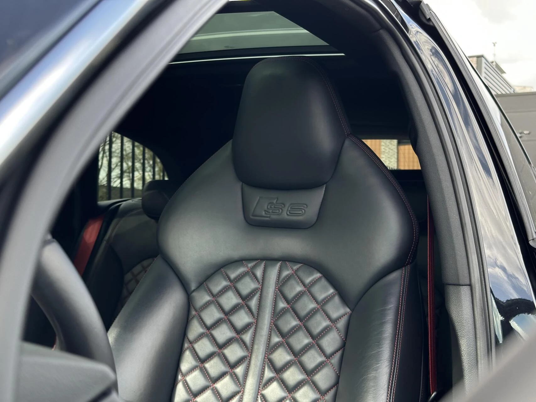 Hoofdafbeelding Audi S6