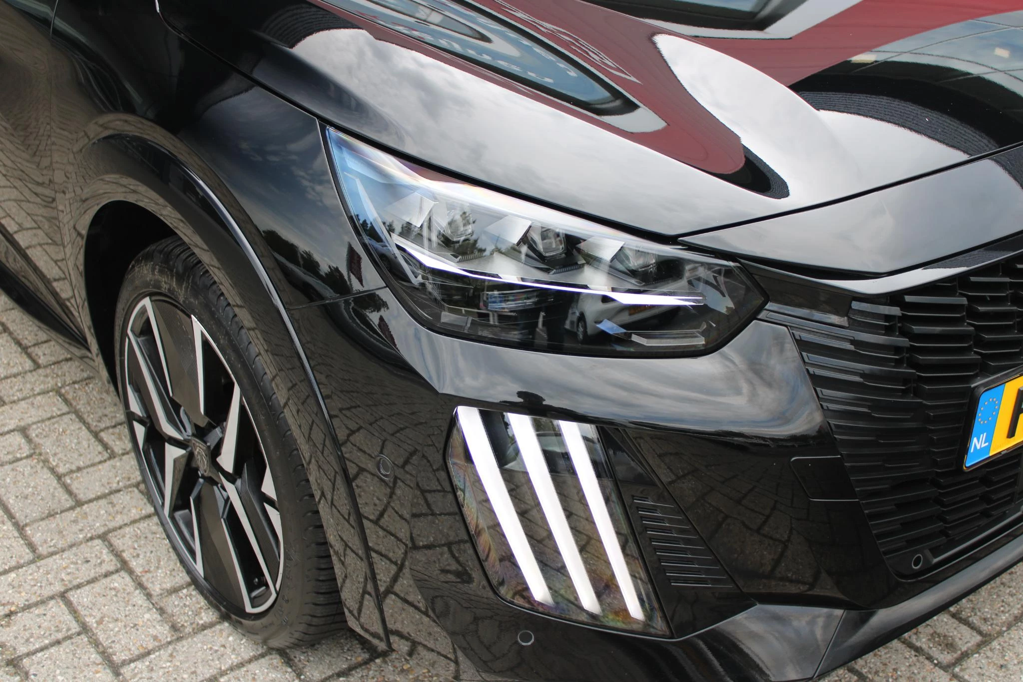 Hoofdafbeelding Peugeot 208