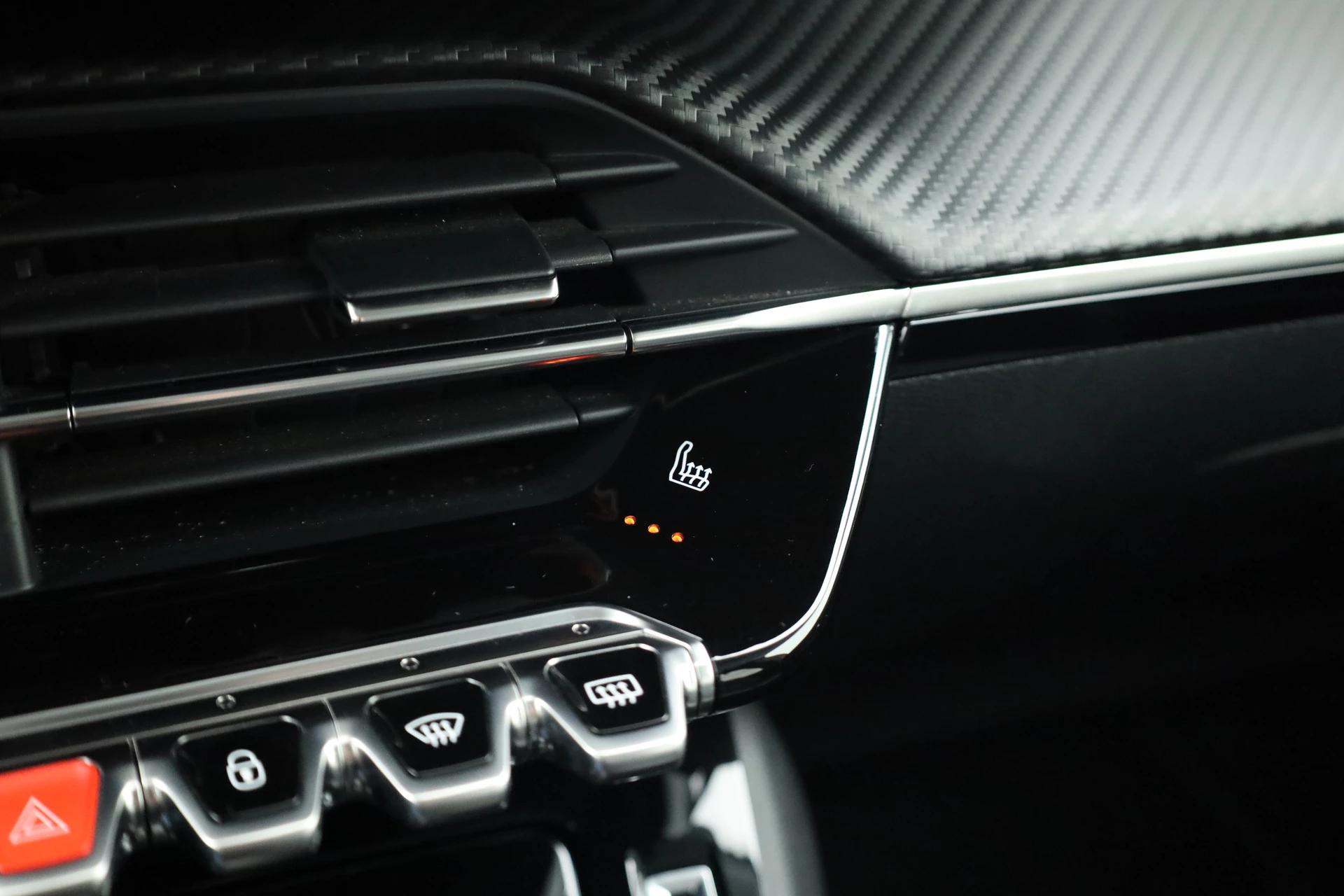 Hoofdafbeelding Peugeot e-208