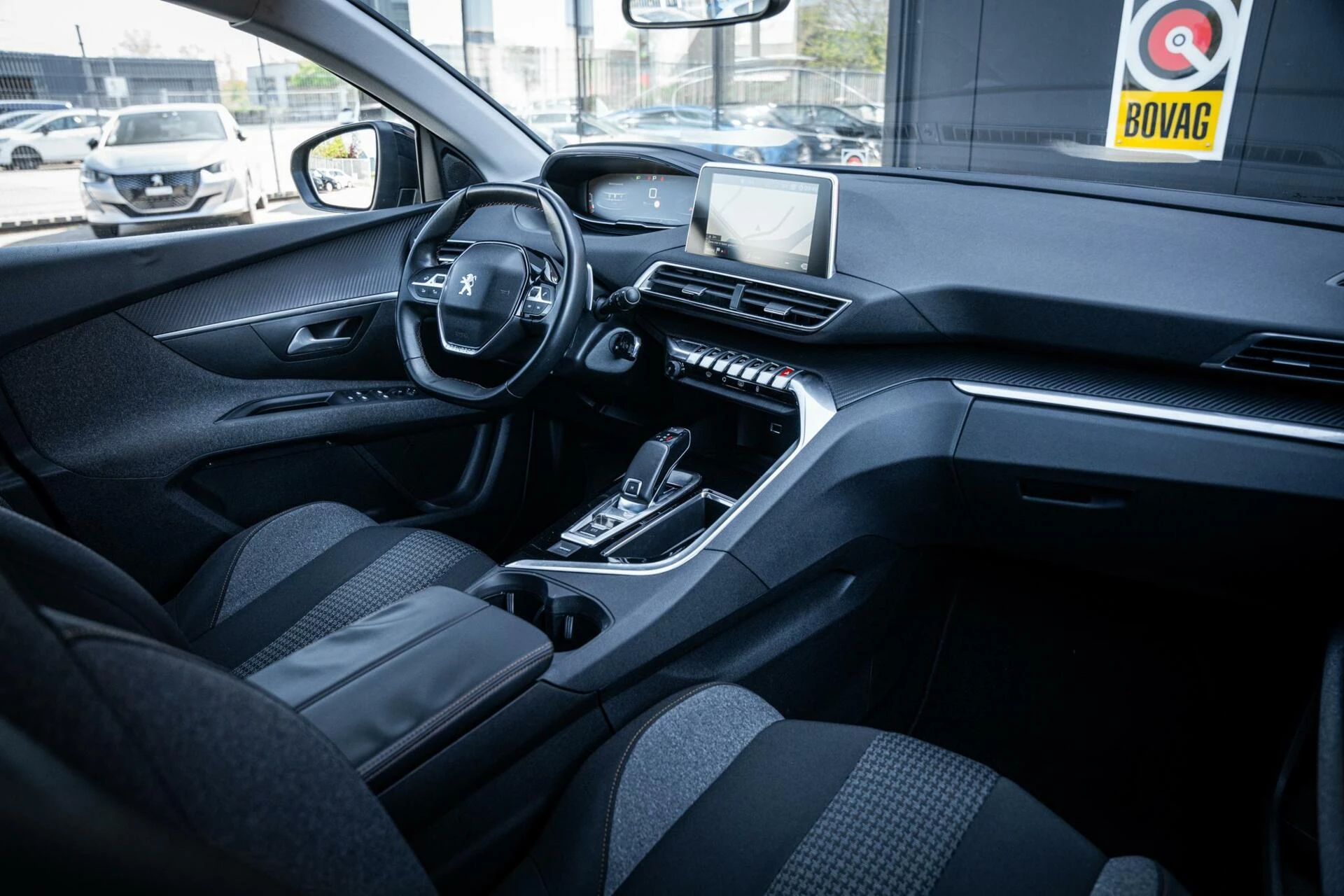 Hoofdafbeelding Peugeot 5008