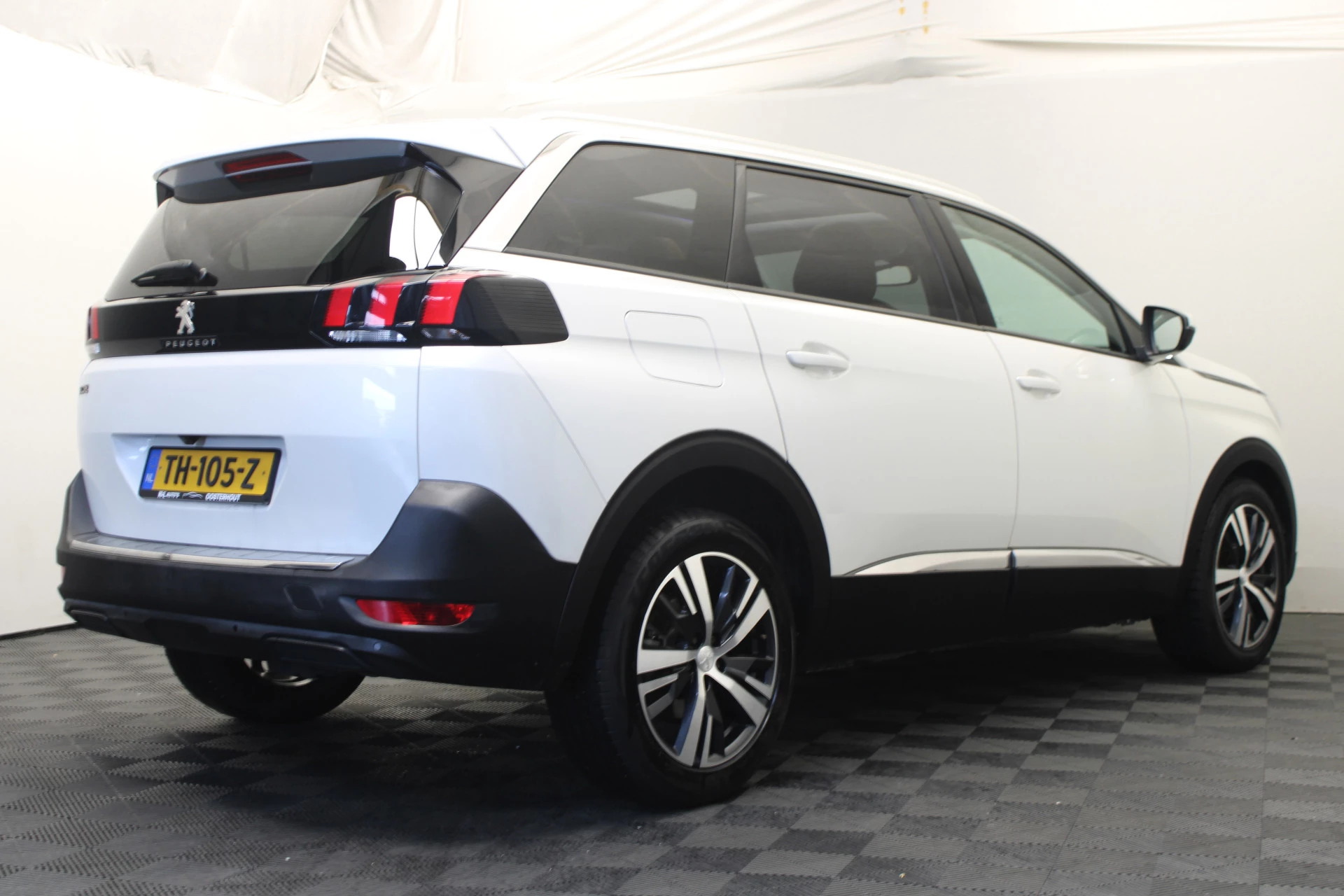 Hoofdafbeelding Peugeot 5008