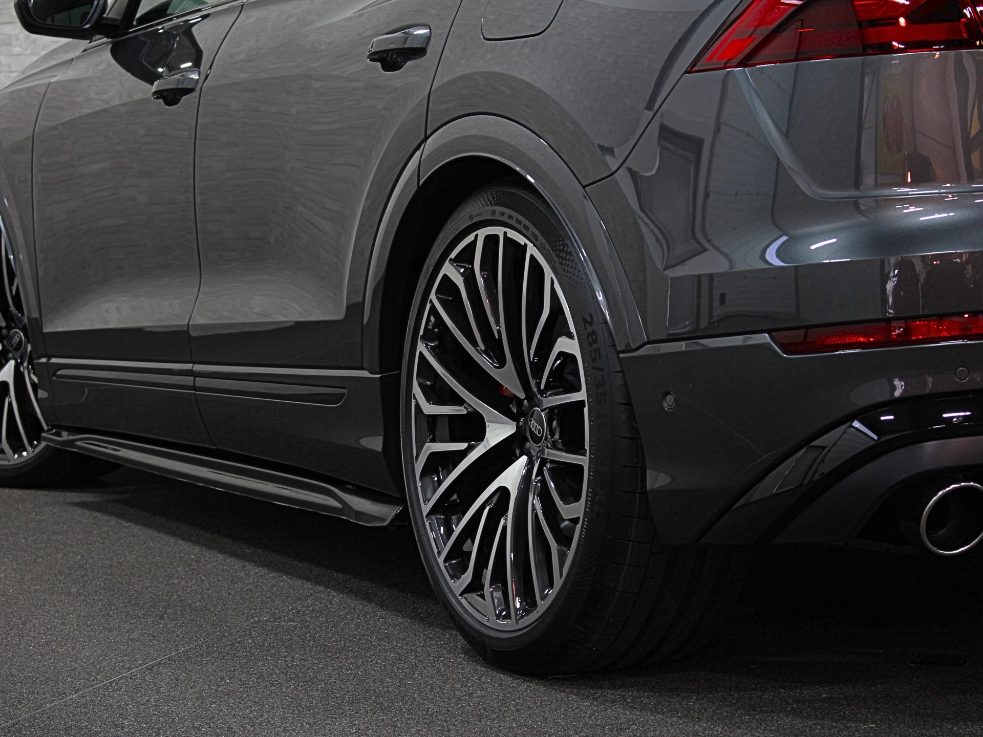 Hoofdafbeelding Audi Q8