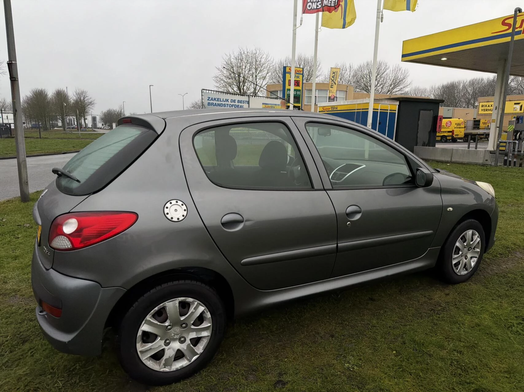 Hoofdafbeelding Peugeot 206