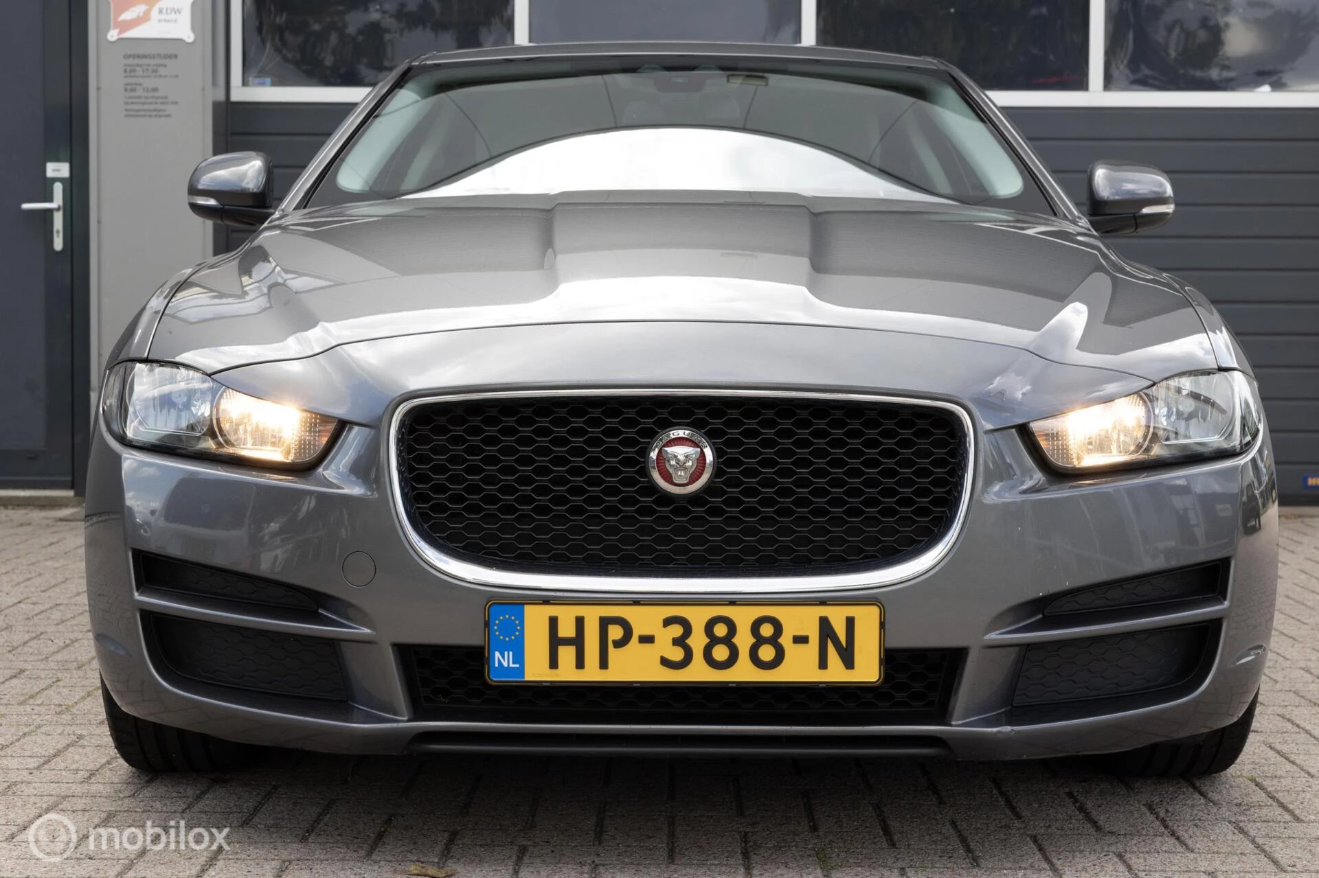 Hoofdafbeelding Jaguar XE