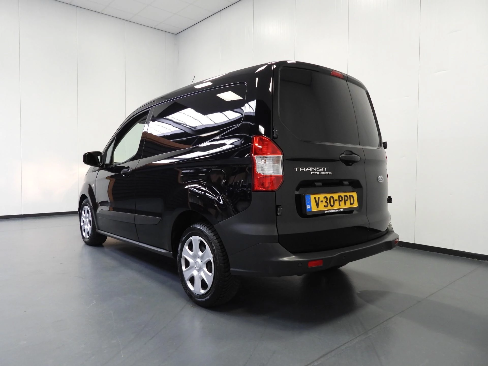 Hoofdafbeelding Ford Transit Courier