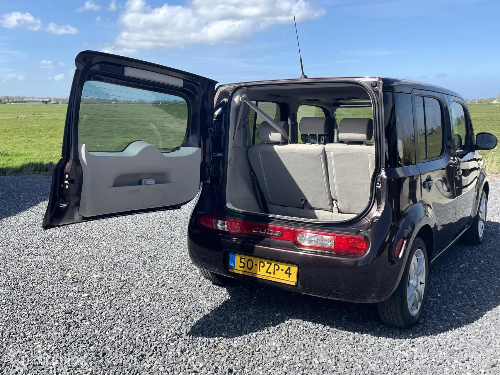 Hoofdafbeelding Nissan Cube