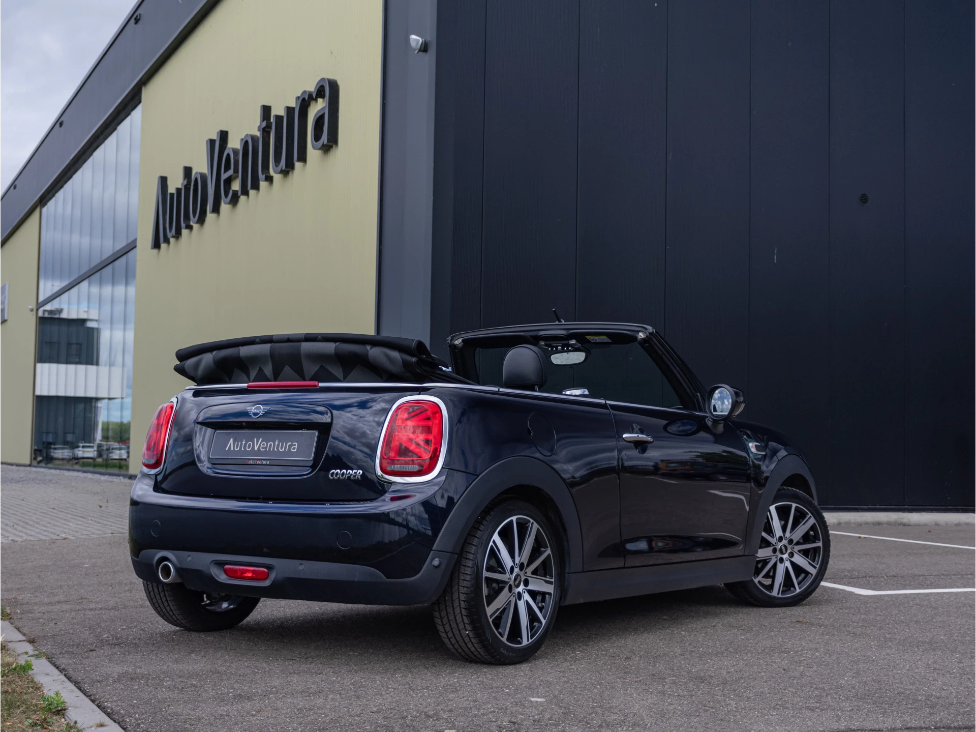 Hoofdafbeelding MINI Cooper Cabrio