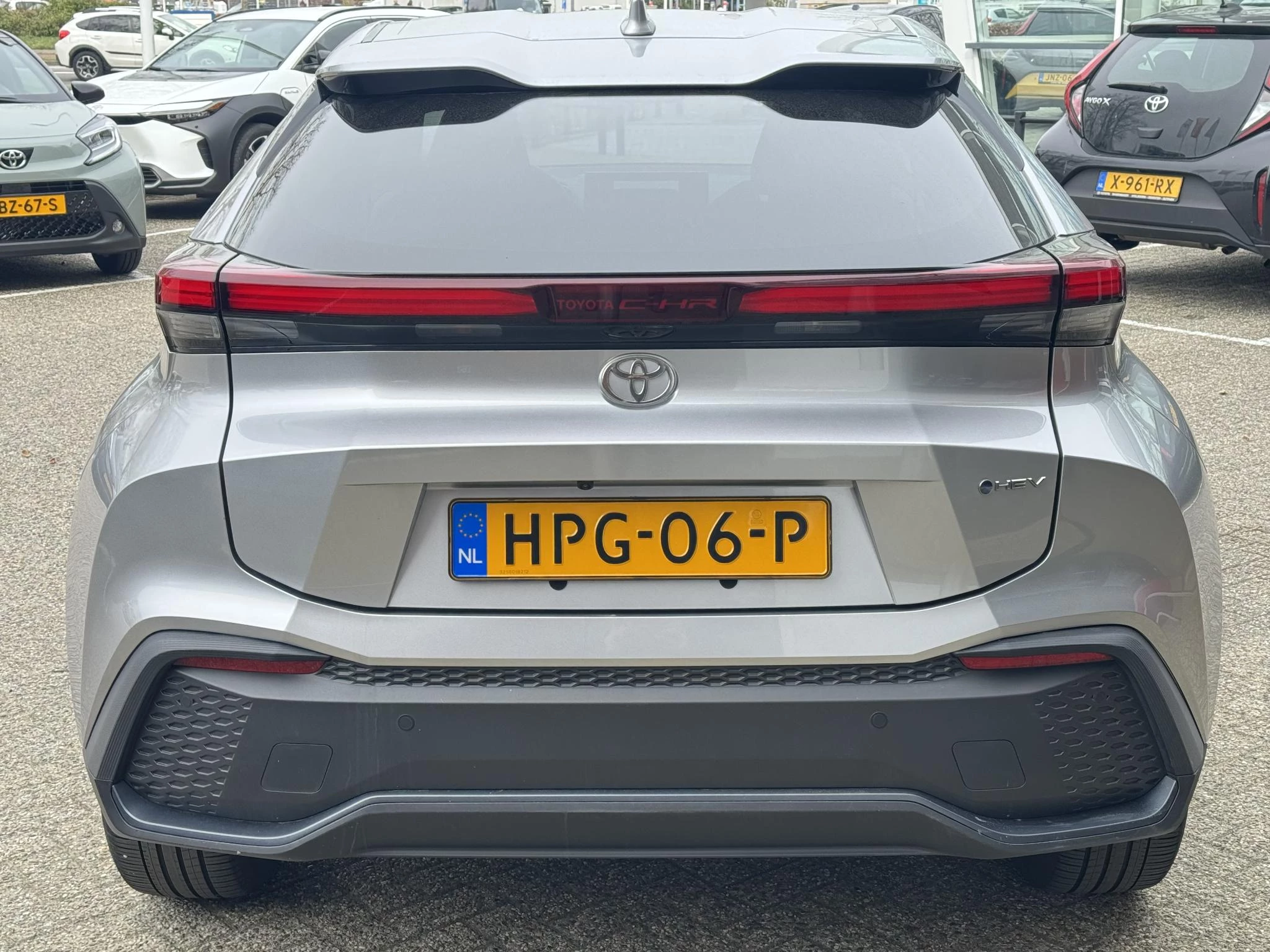 Hoofdafbeelding Toyota C-HR